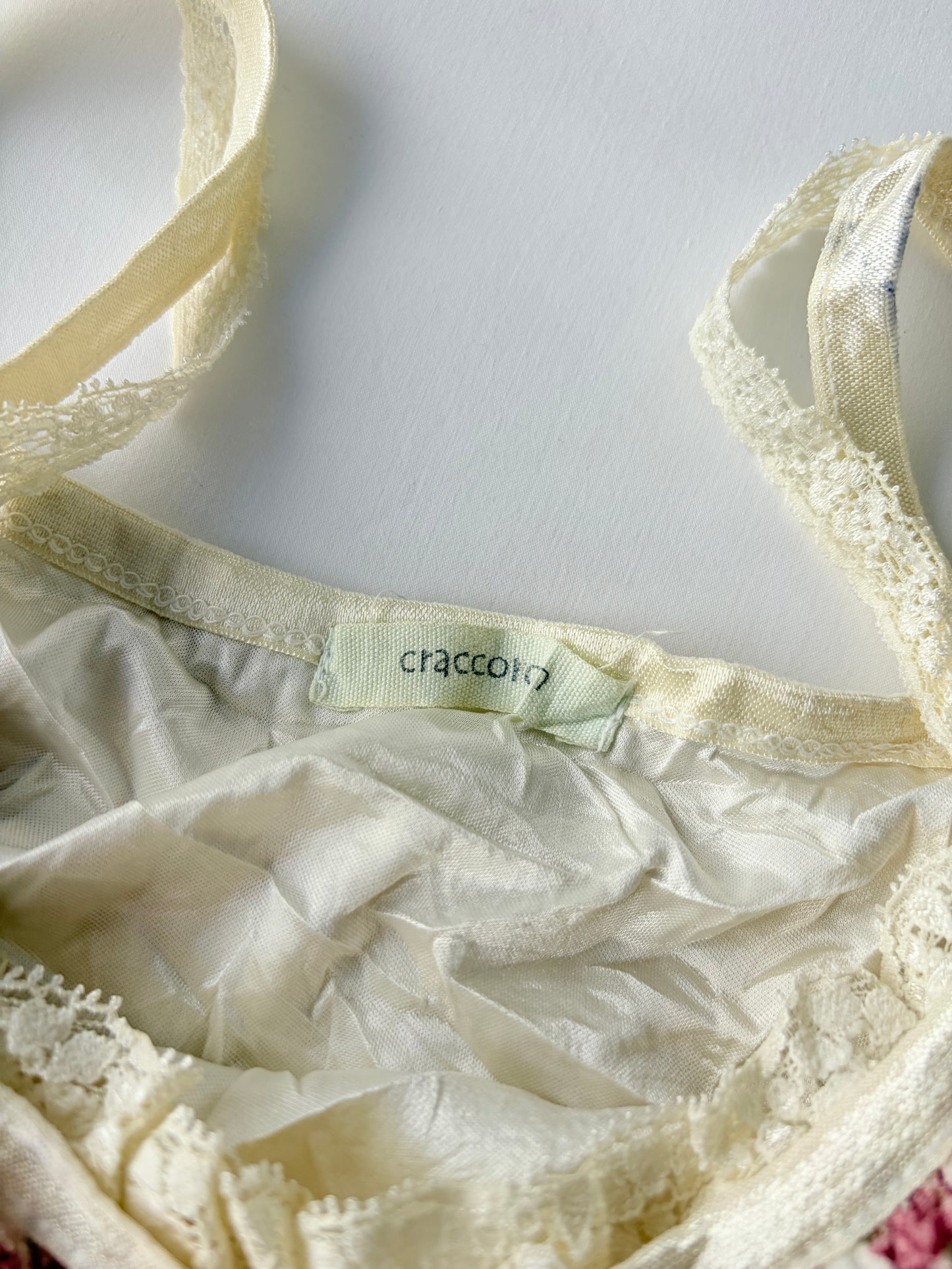 00’s Ditsy floral milkmaid top | Size 8-10