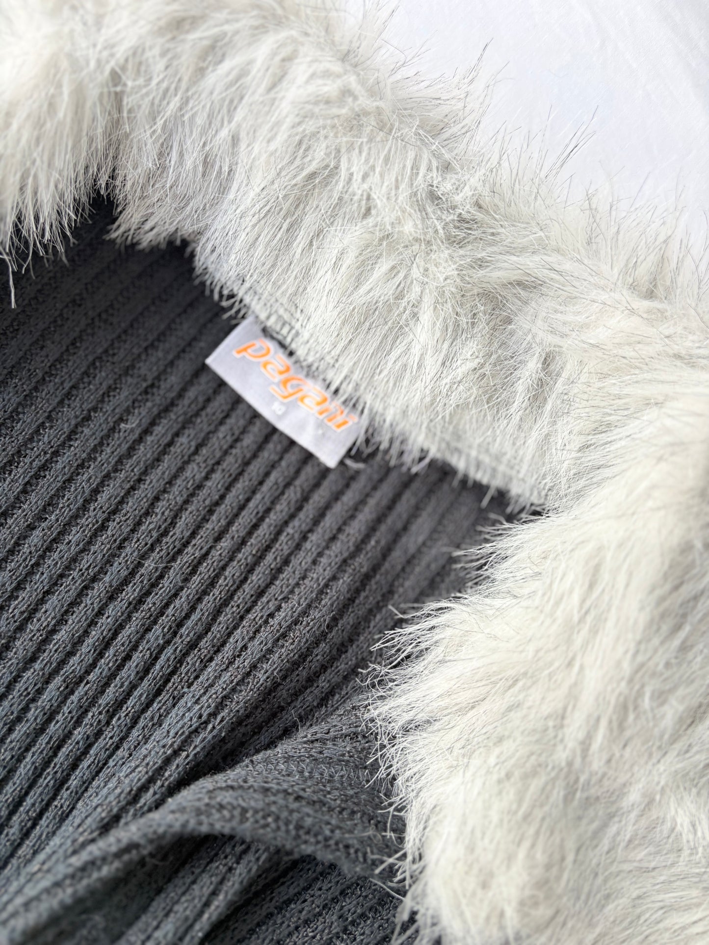 00’s Pagani fur tie cardigan | Size 10
