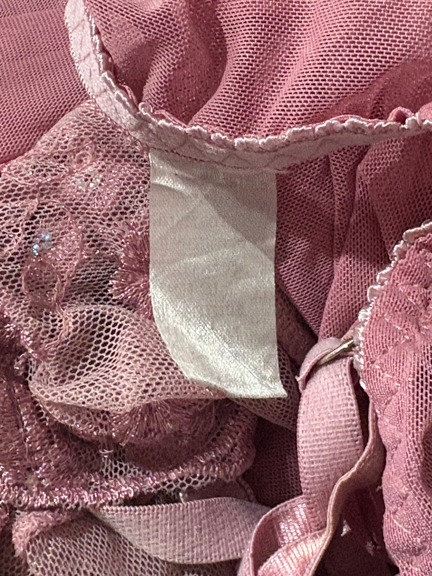 00’s Pink embroidered babydoll top | Size 16-18