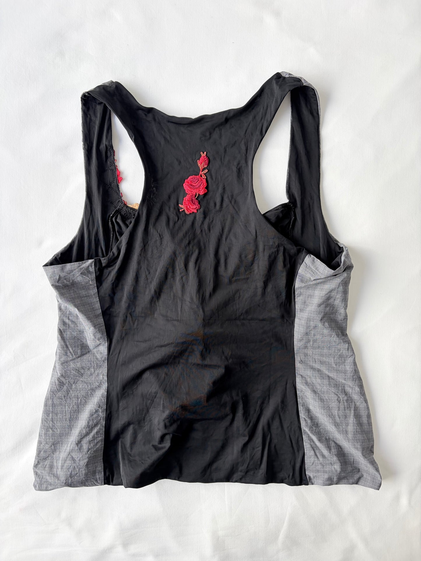 00’s Charlott office siren tank | Size 16-18