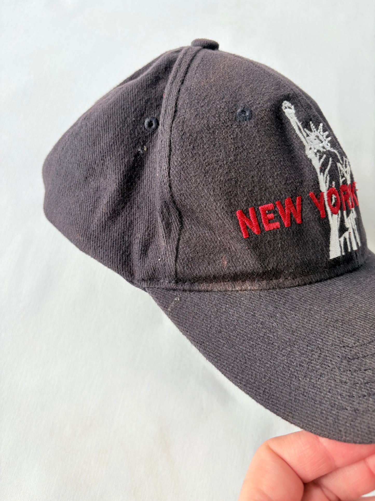 00’s New York liberty cap