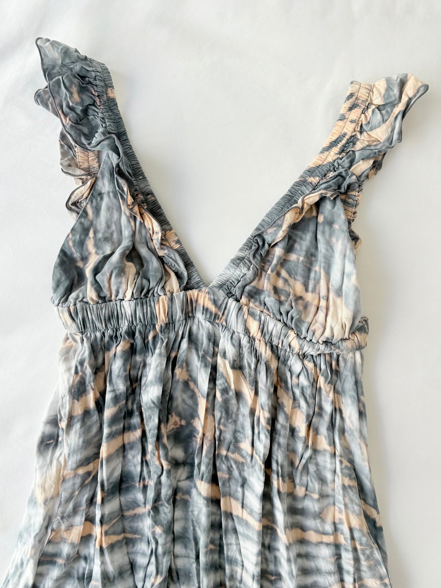 00’s Ruffle tie dye mini dress | Size 8-10