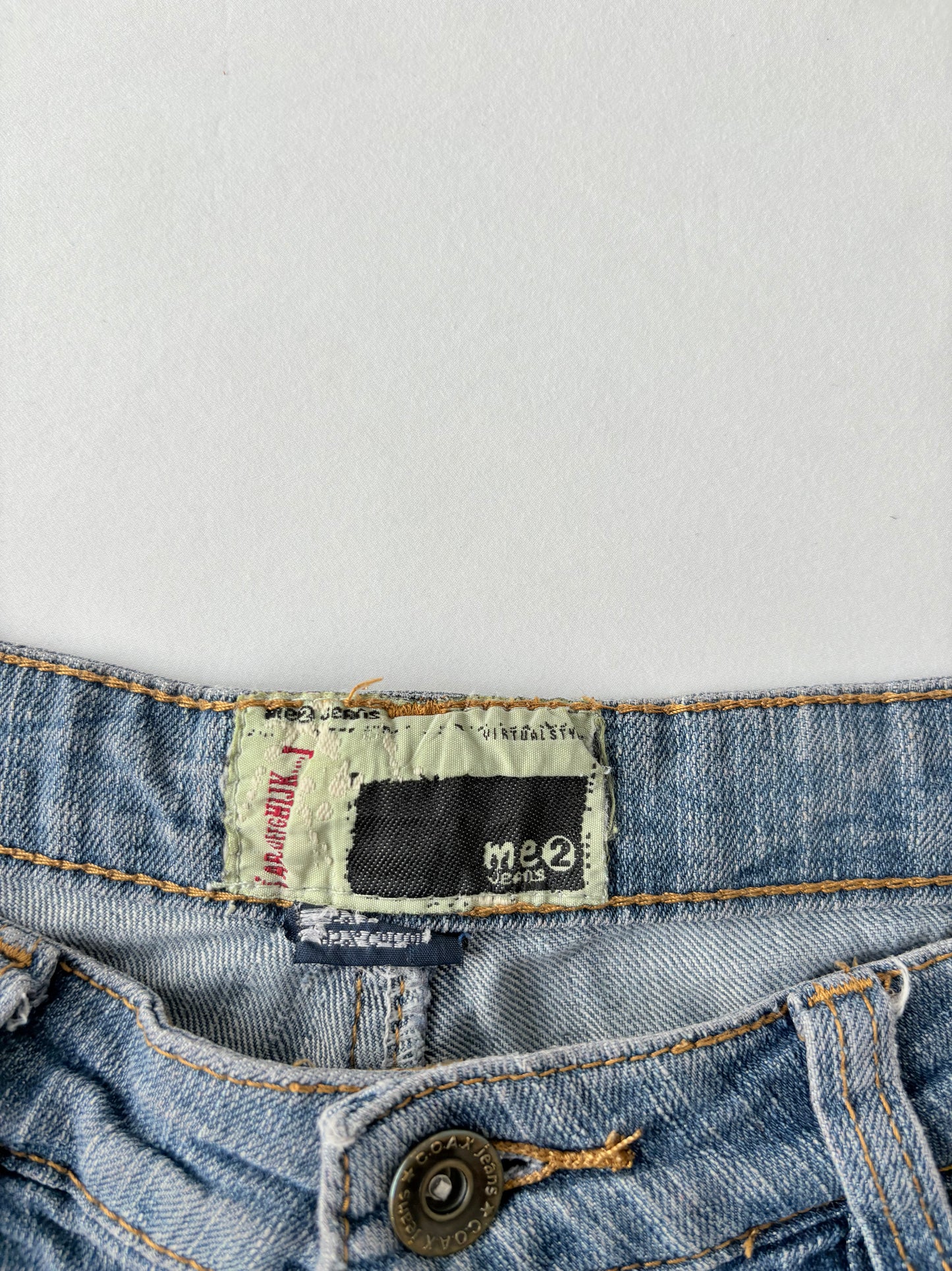 00’s Me 2 low rise shorts | Size 10