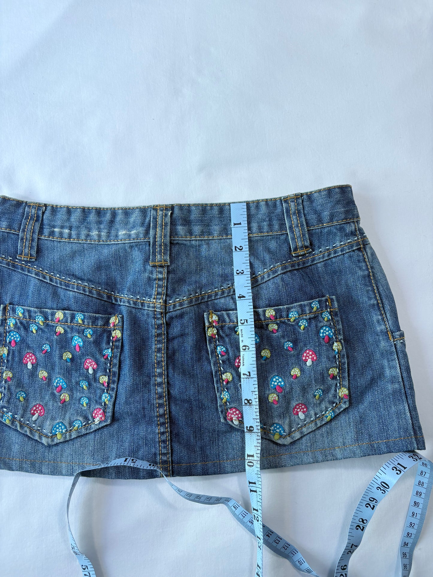 00’s Mushroom denim mini skirt | Size 10