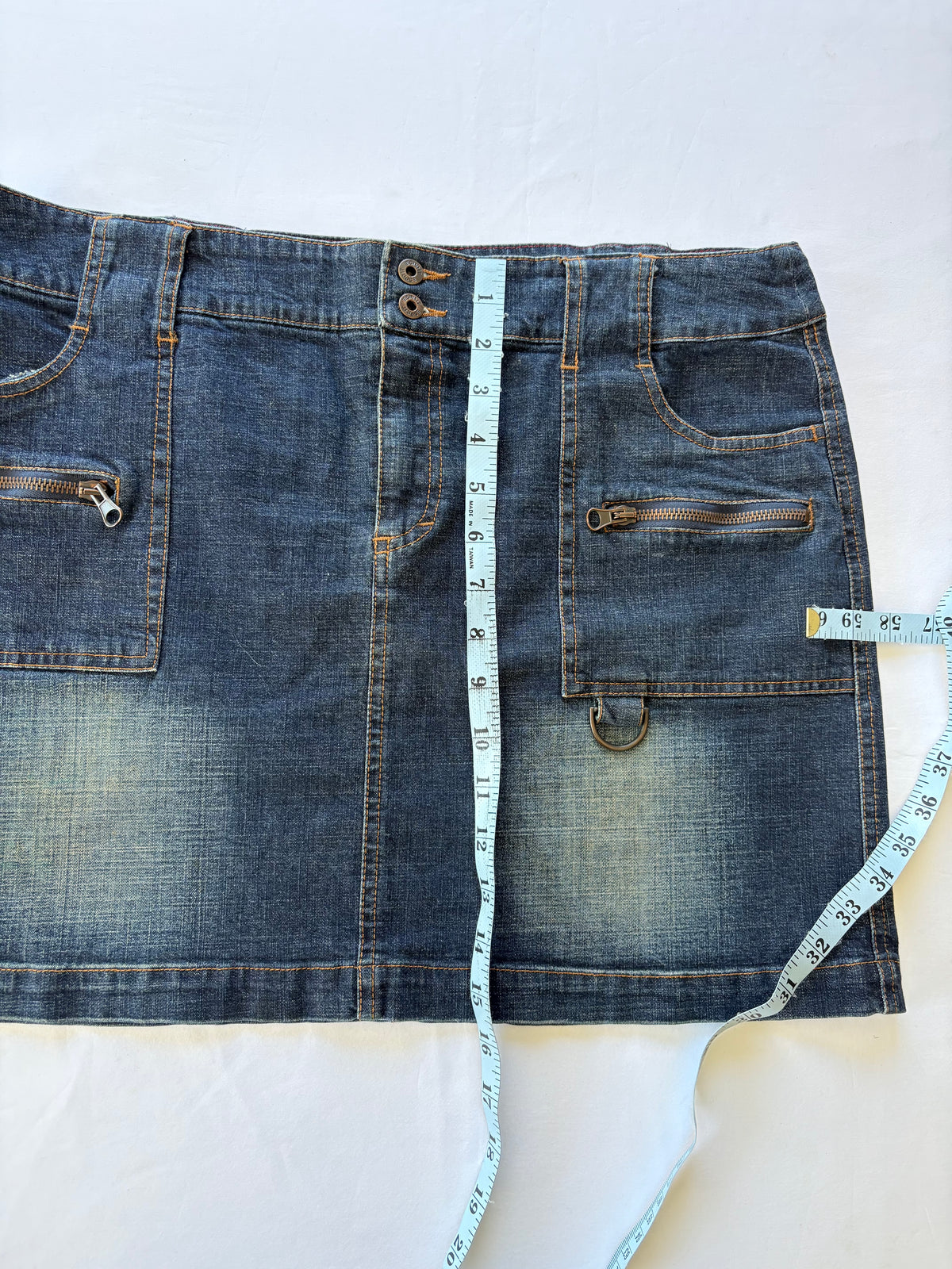 00’s Esprit dark denim skirt | Size 14