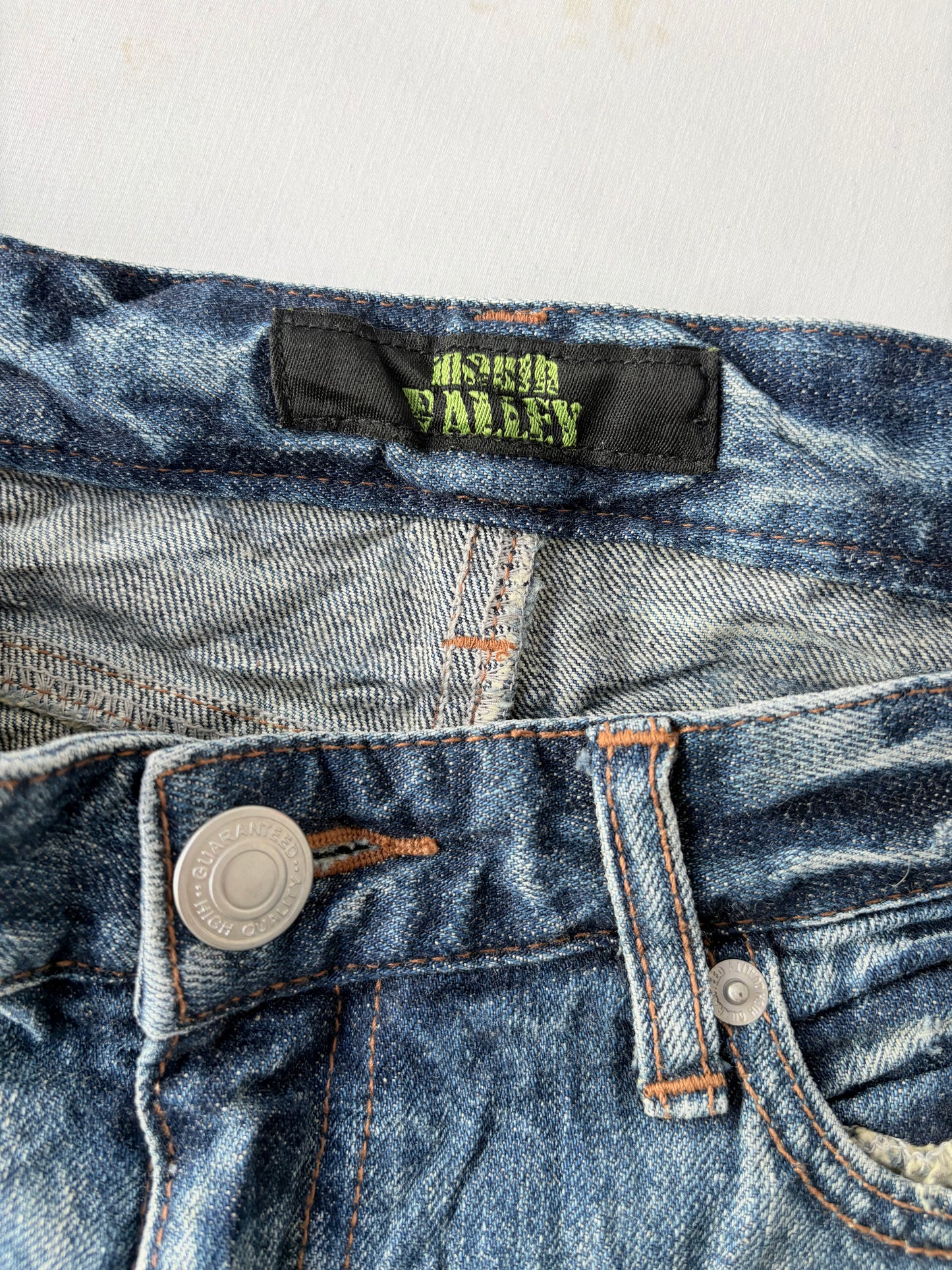 00’s Mouth Valley low rise shorts | Size 10