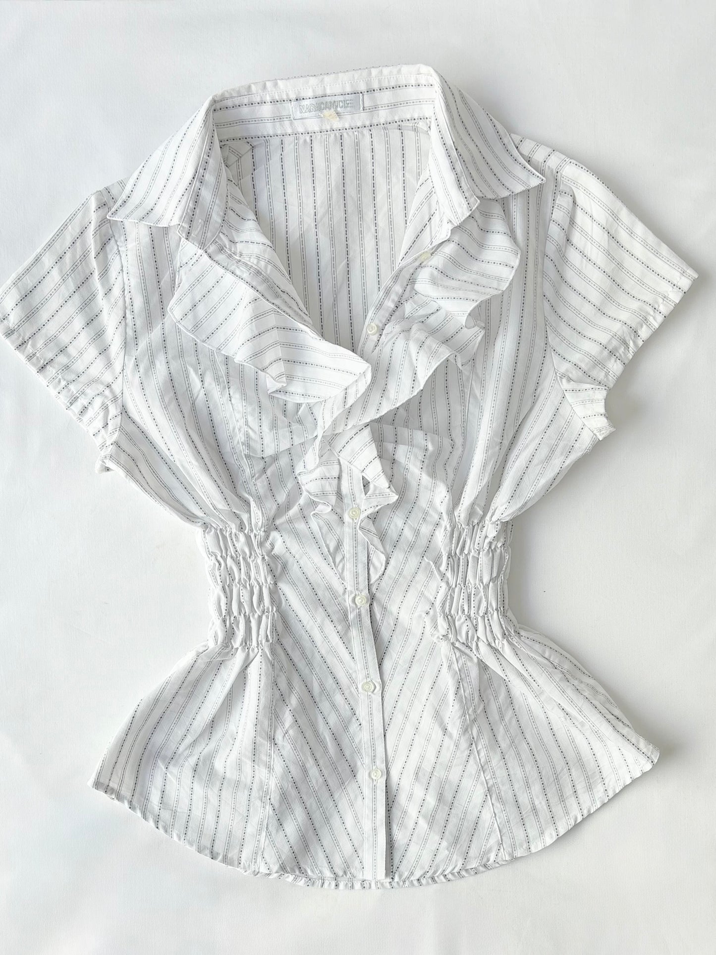 00’s White ruffle cinched shirt | Size 8