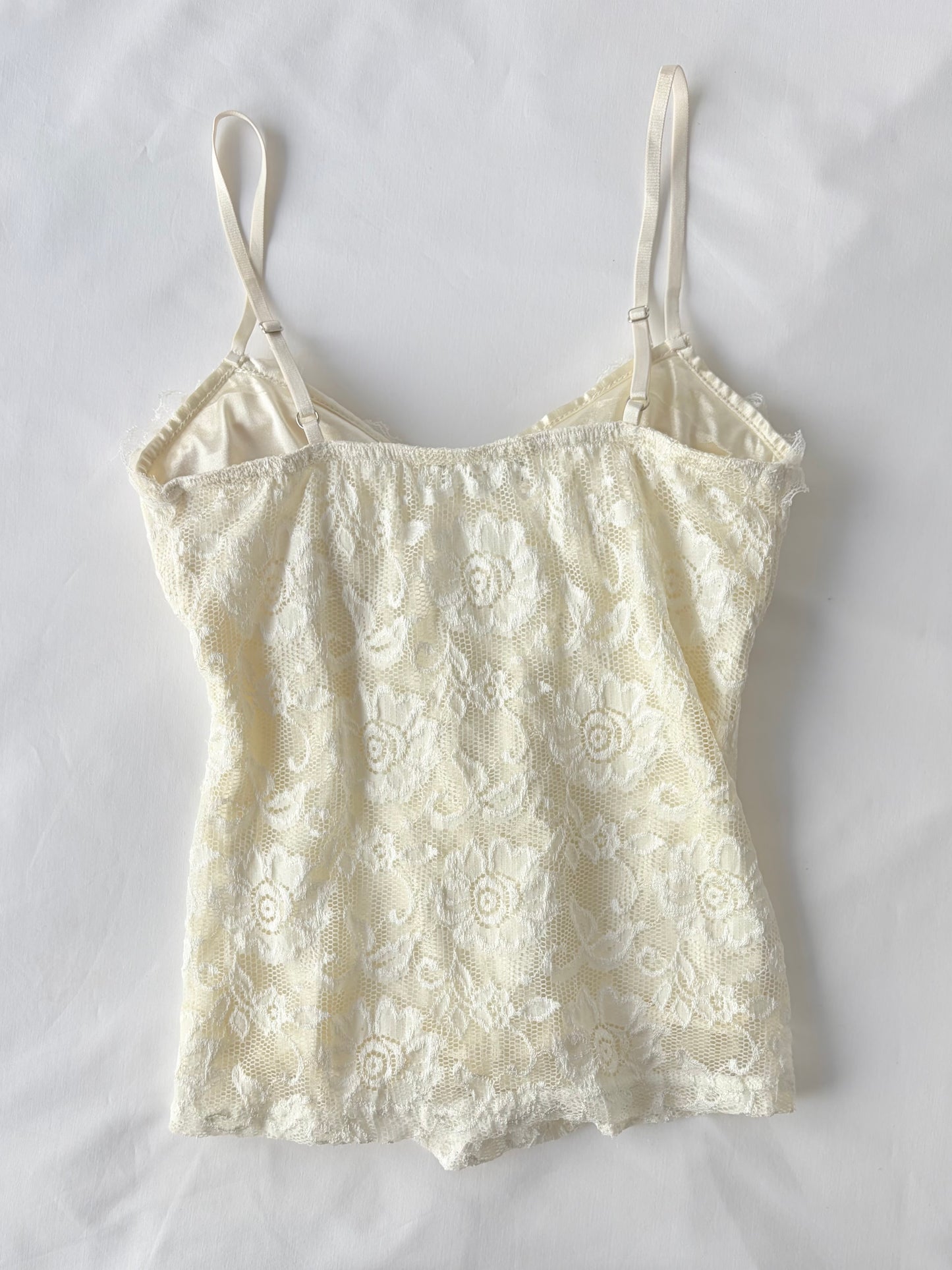 00’s Cream lace front top | Size 8