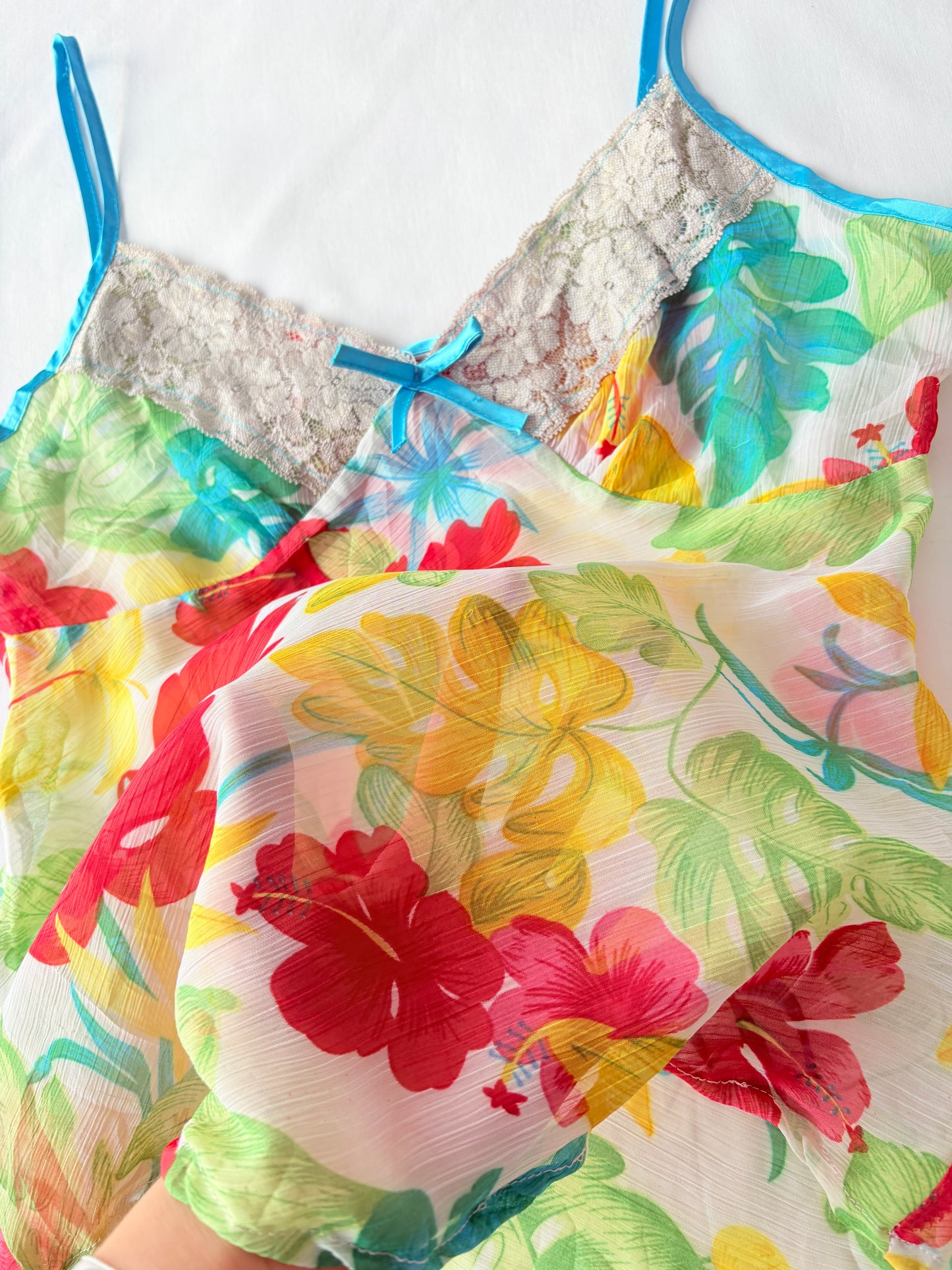00’s Lace trim floral cami | Size 10