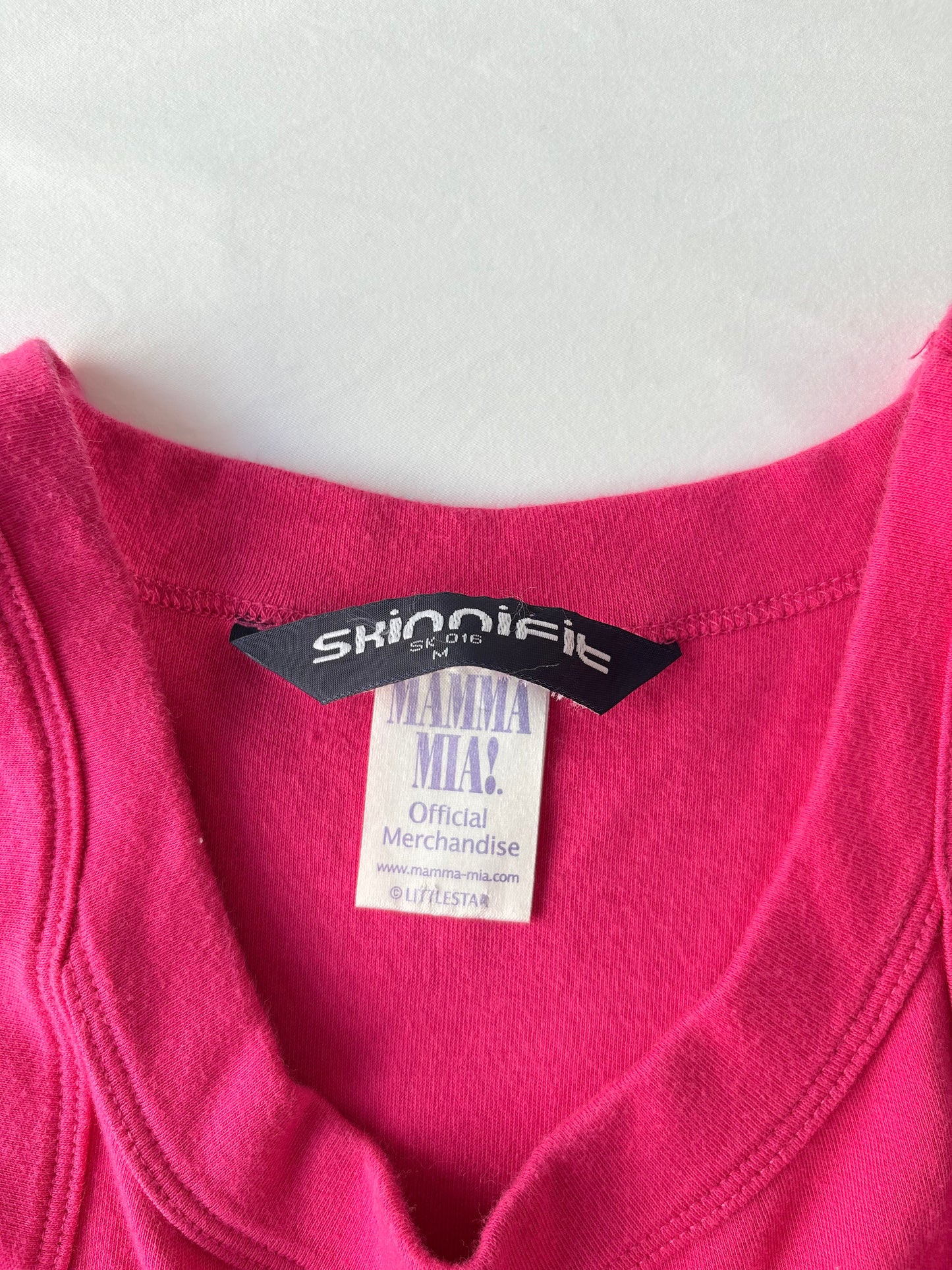 00’s Mamma Mia hot pink tank | Size medium