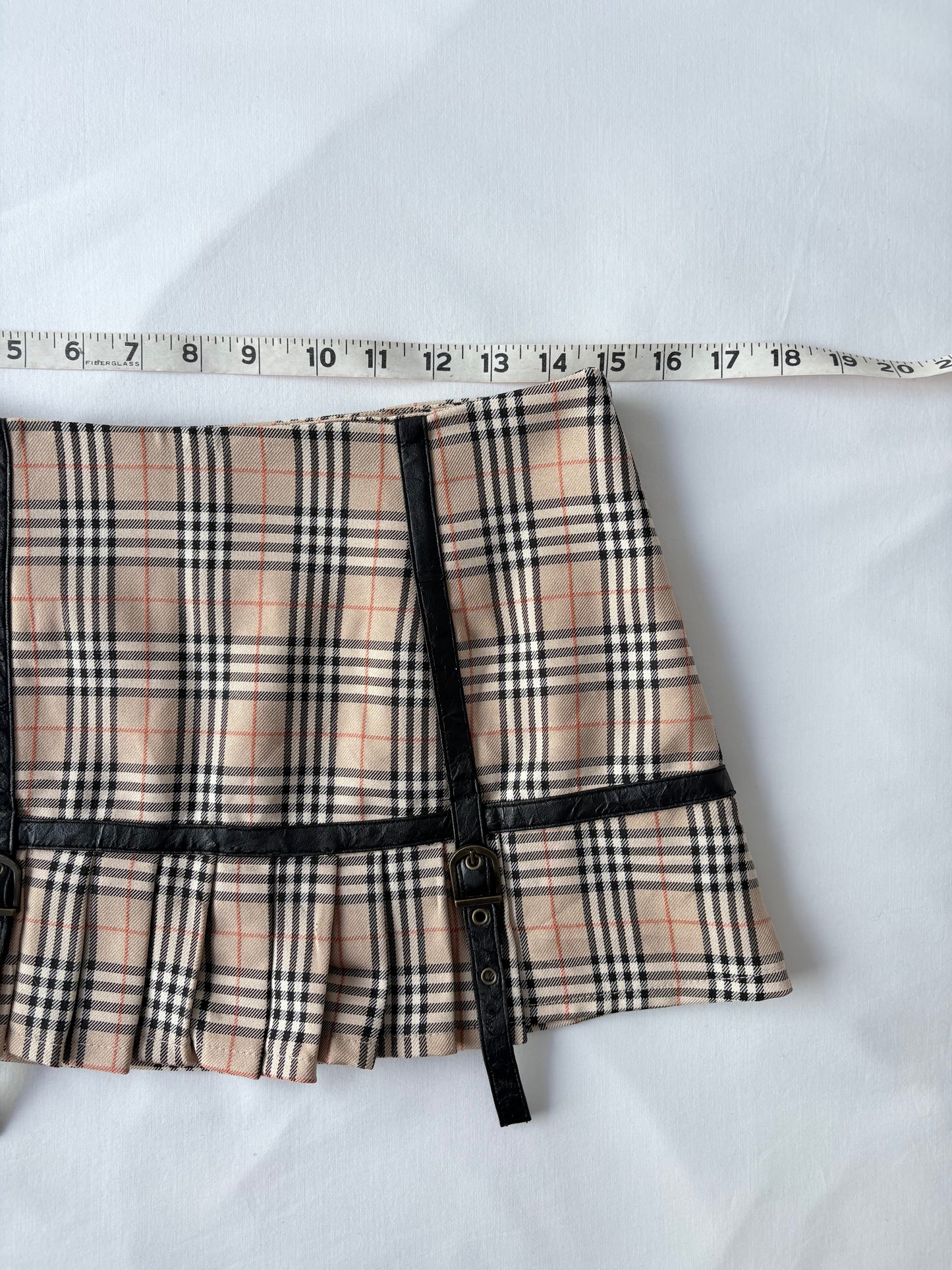 00’s Buckle plaid mini skirt | Size 8