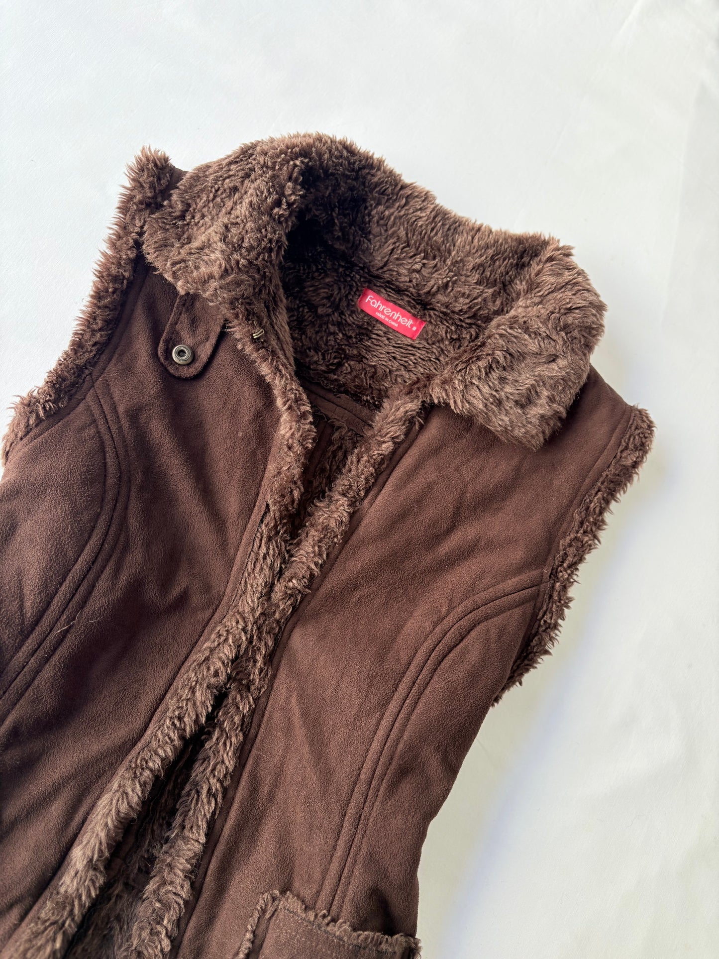 00’s Chocolate brown fur vest | Size 8