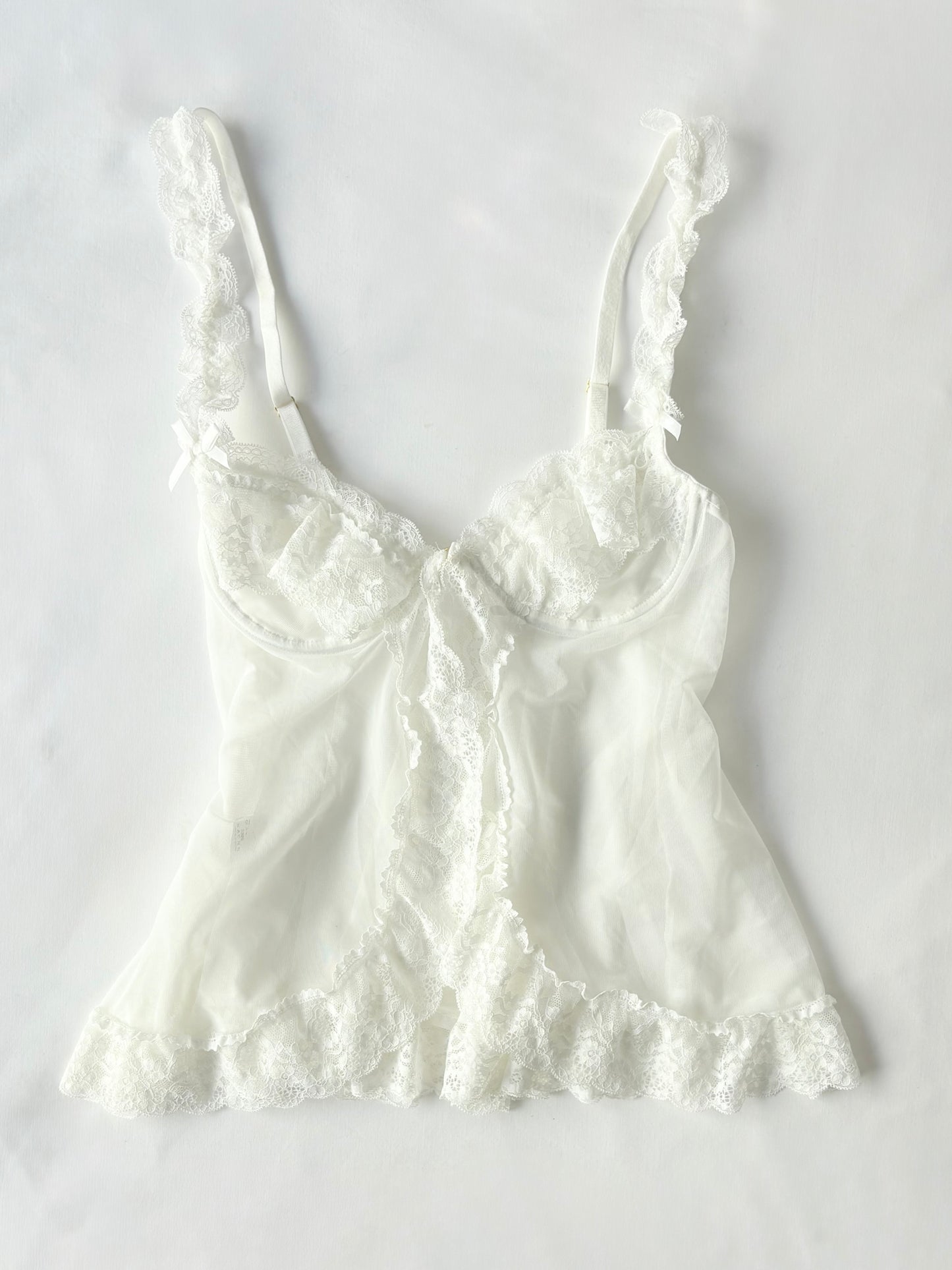00’s White babydoll lace top | Size small