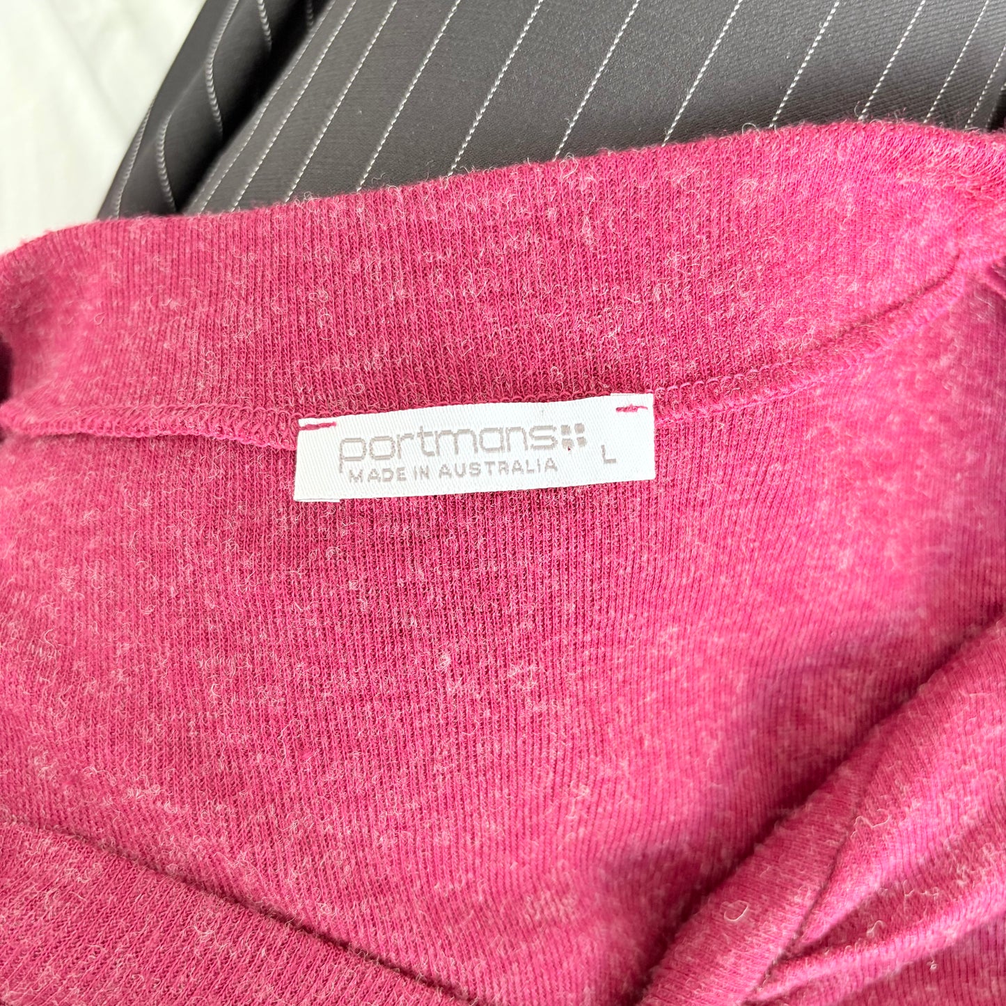 00’s Berry cropped cardigan | Size 10-12