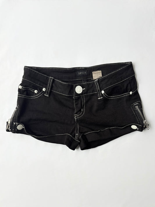 00’s Spica low rise black shorts | Size 10