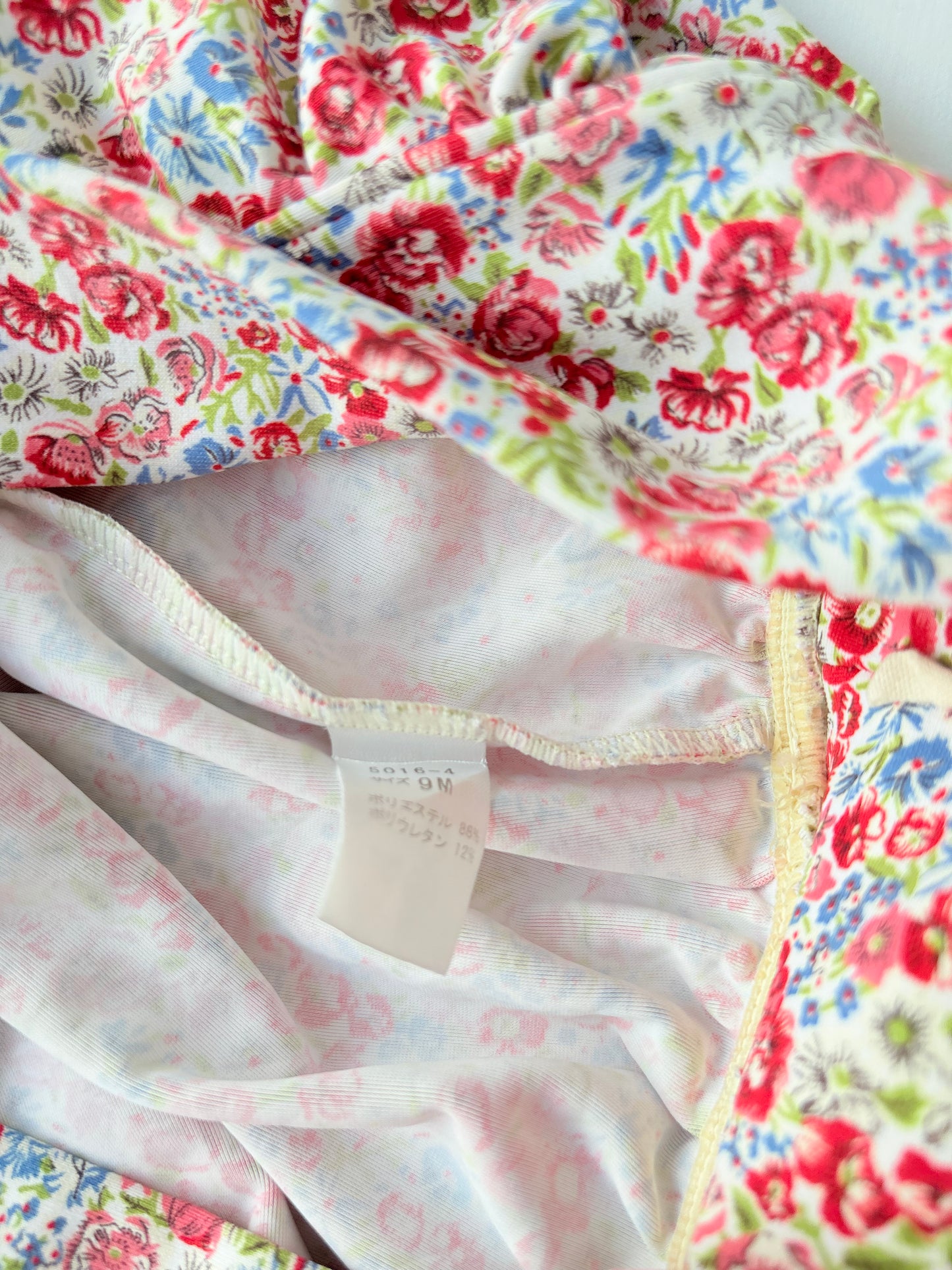 00’s Japanese floral mini skirt | Size 6-8