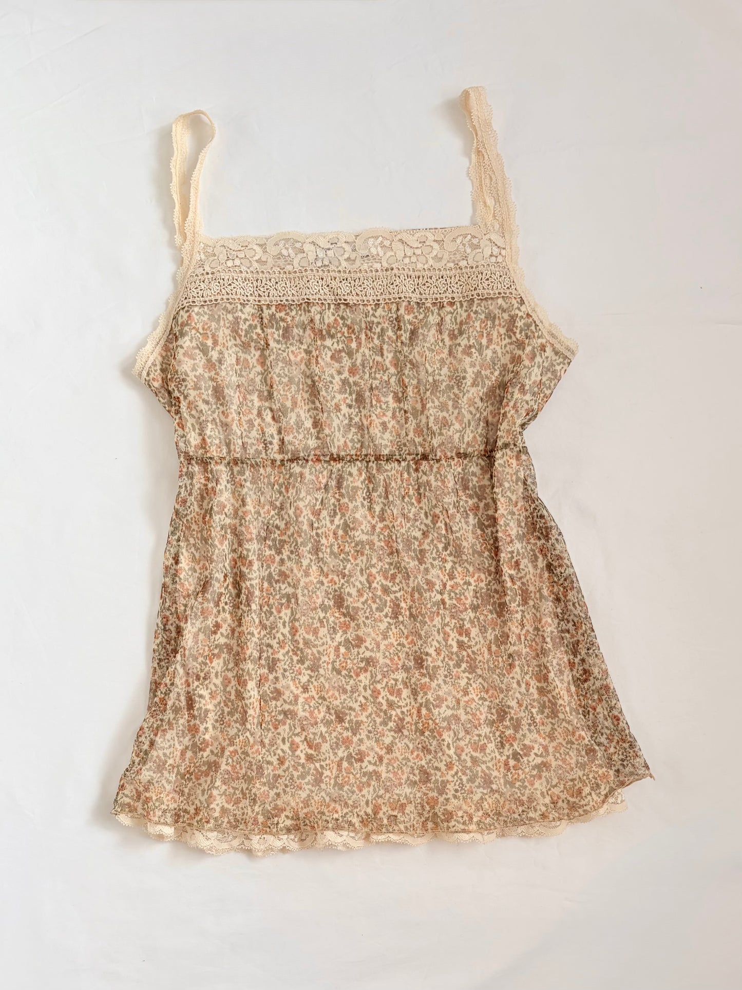 00’s Japanese cream floral top | Size 10