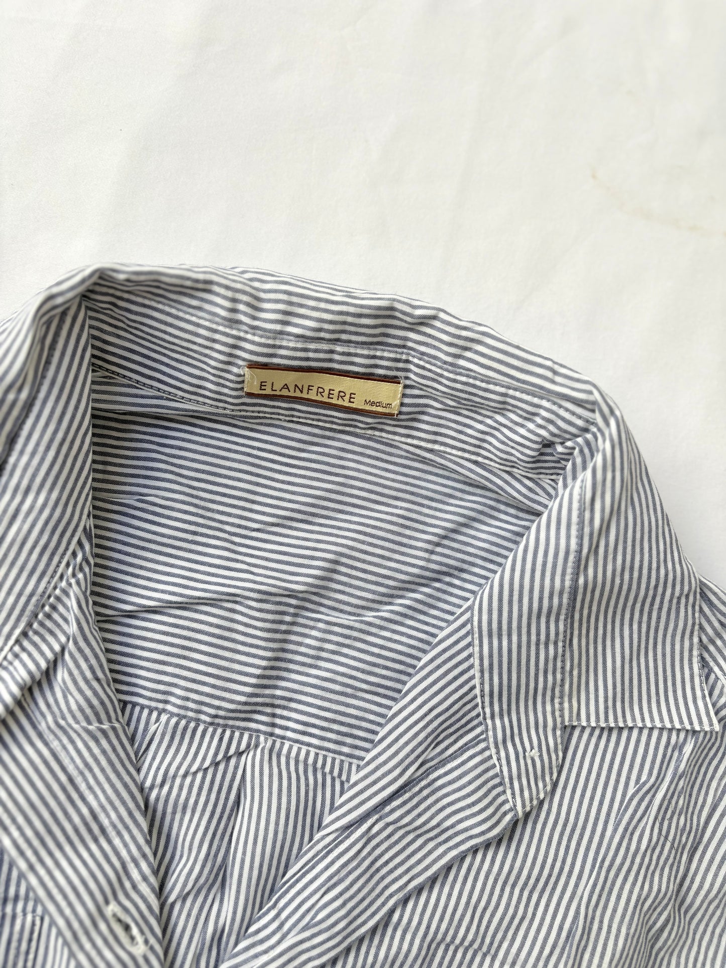 00’s Blue striped cinched shirt | Size 8-10