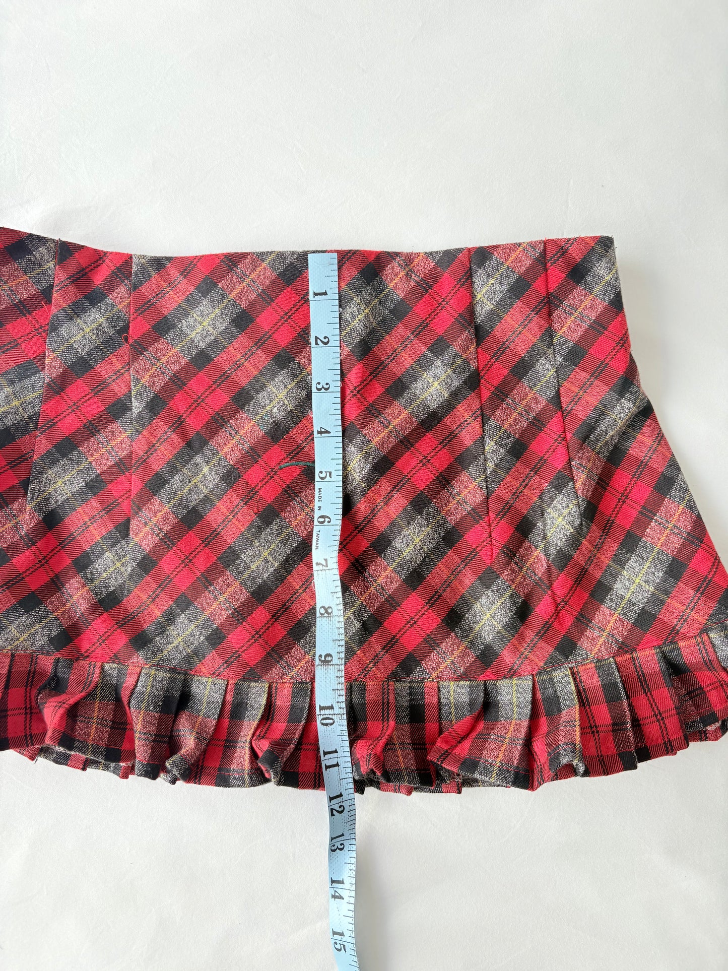 00’s Italian red plaid skirt | Size 6