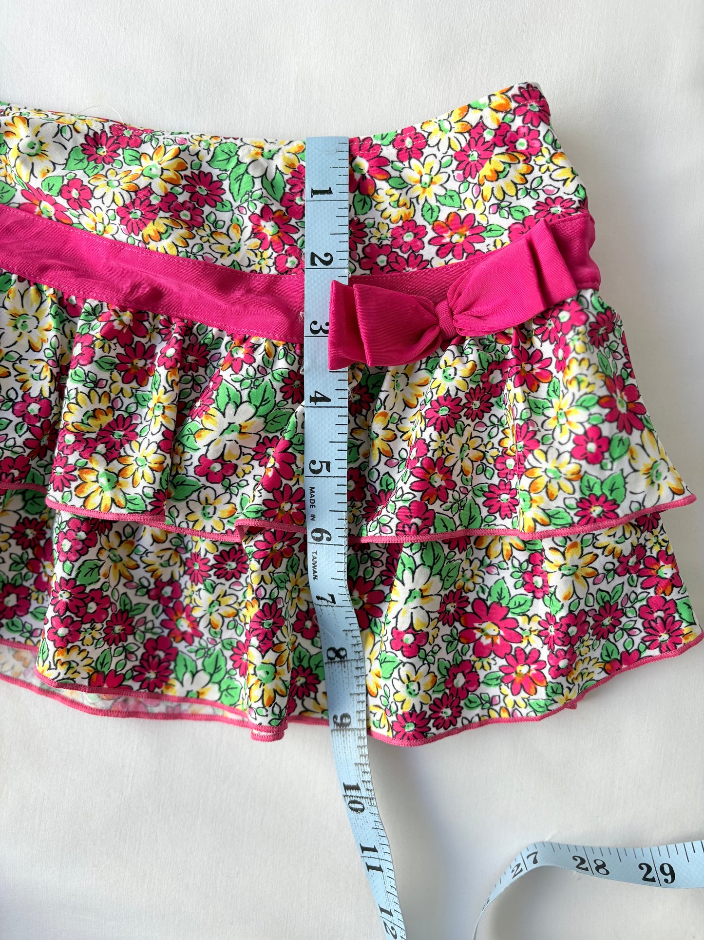 00’s Japanese floral mini skirt | Size 6
