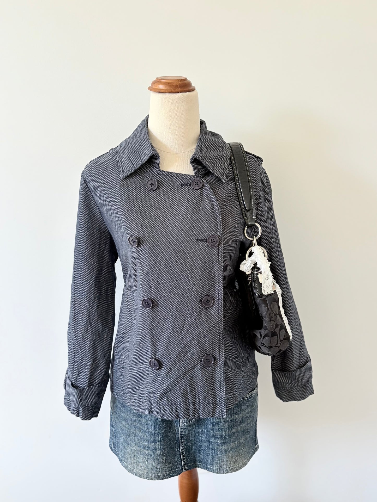 00’s Navy blue pea coat | Size medium