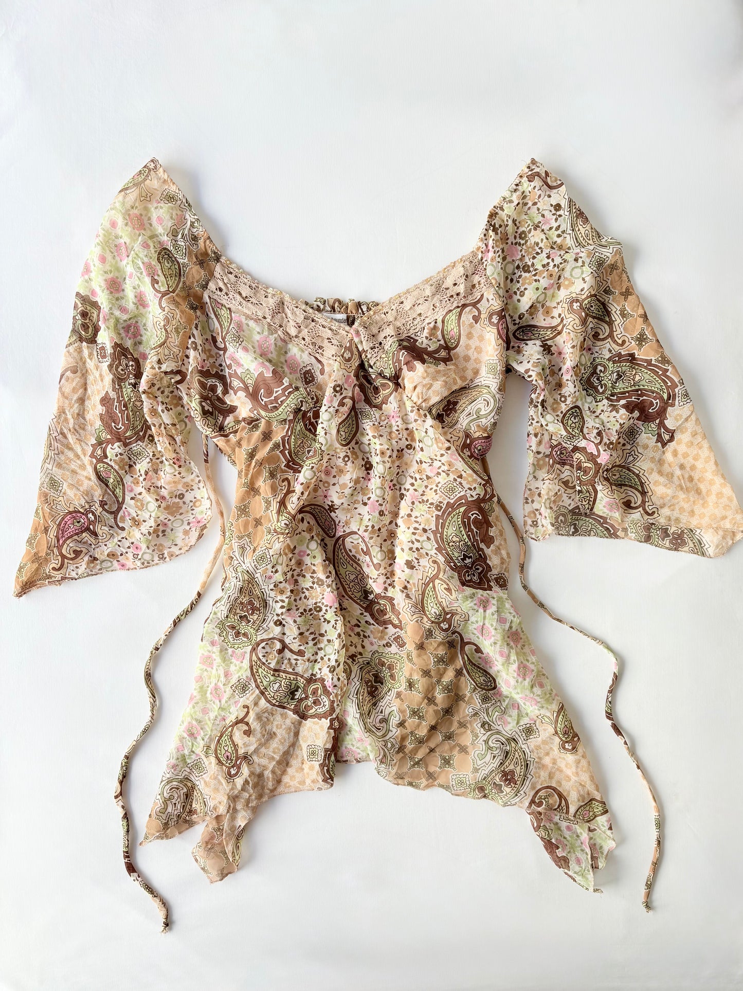 00’s No Boundaries paisley tie top | Size 8-10