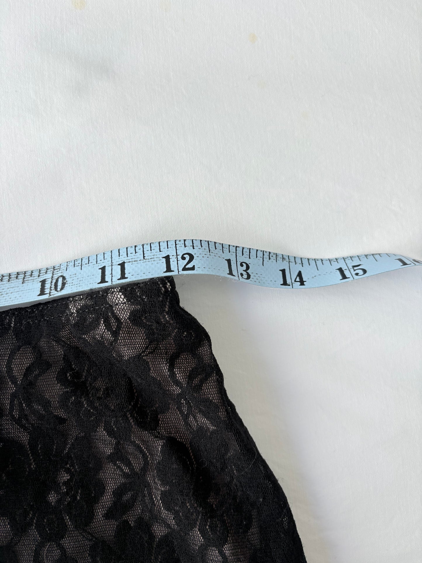 00’s Morgan De Toi lace midi skirt | Size 8