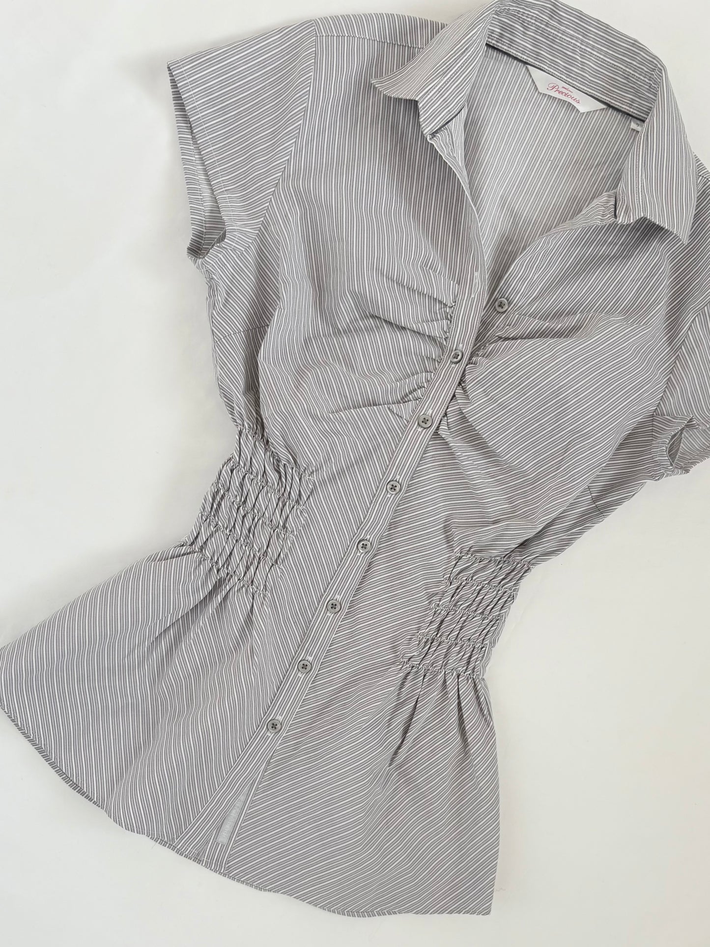 00’s Precious grey cinched shirt | Size 6