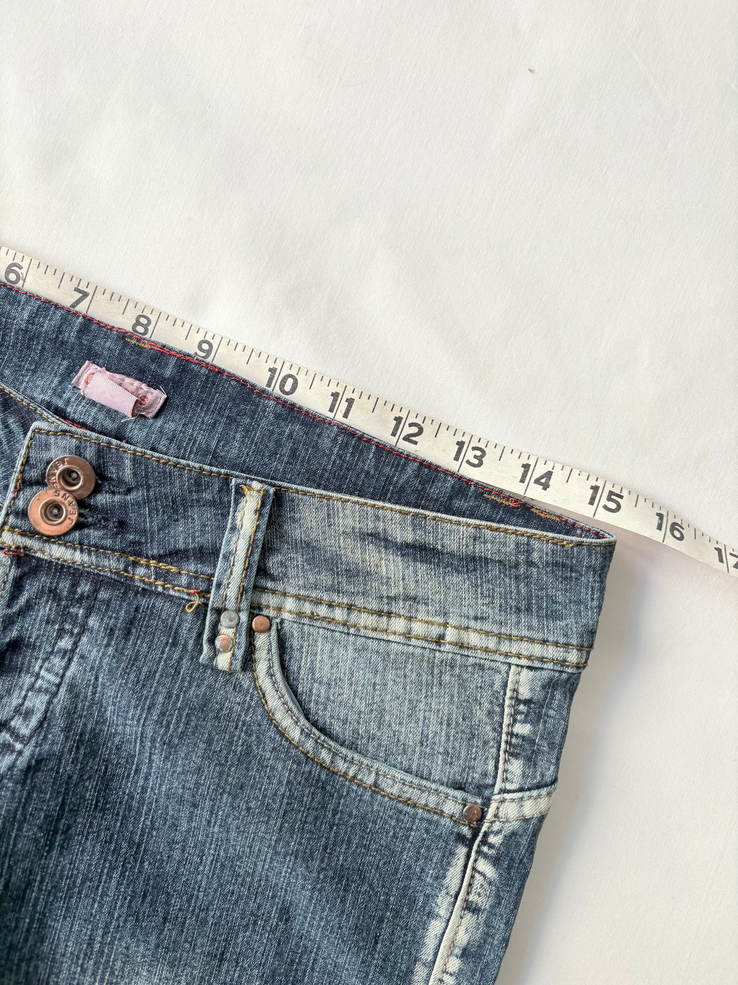 00’s Obvious flared denim jeans | Size 8