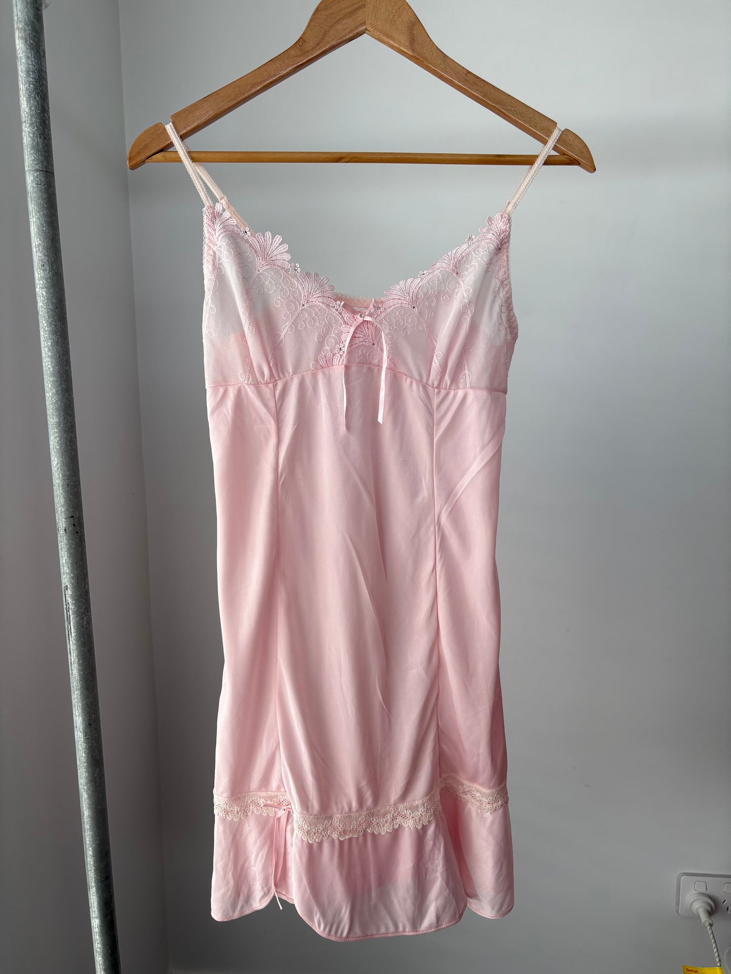 90’s Baby pink mini slip dress | Size 8