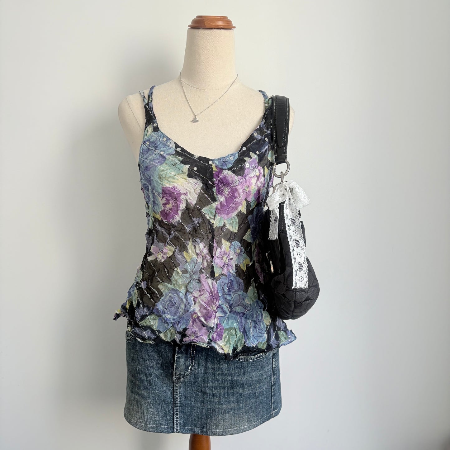 00’s Honeysuckle Rose sequin top | Size 8-10