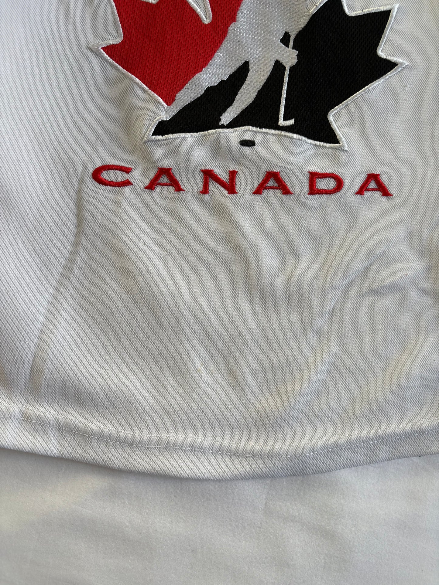 Canada maple leafs jersey | Size 4-6