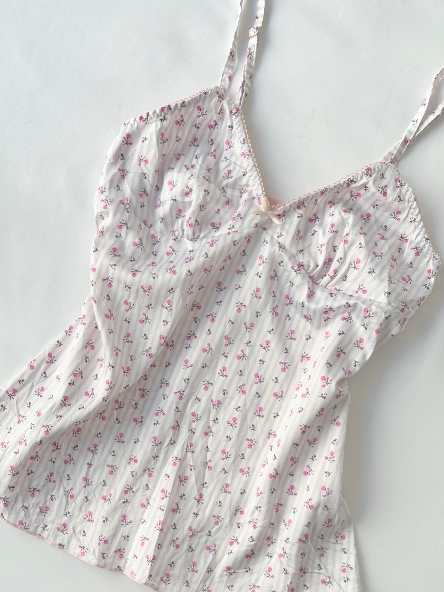 00’s Purple floral pinstripe cami | Size 10