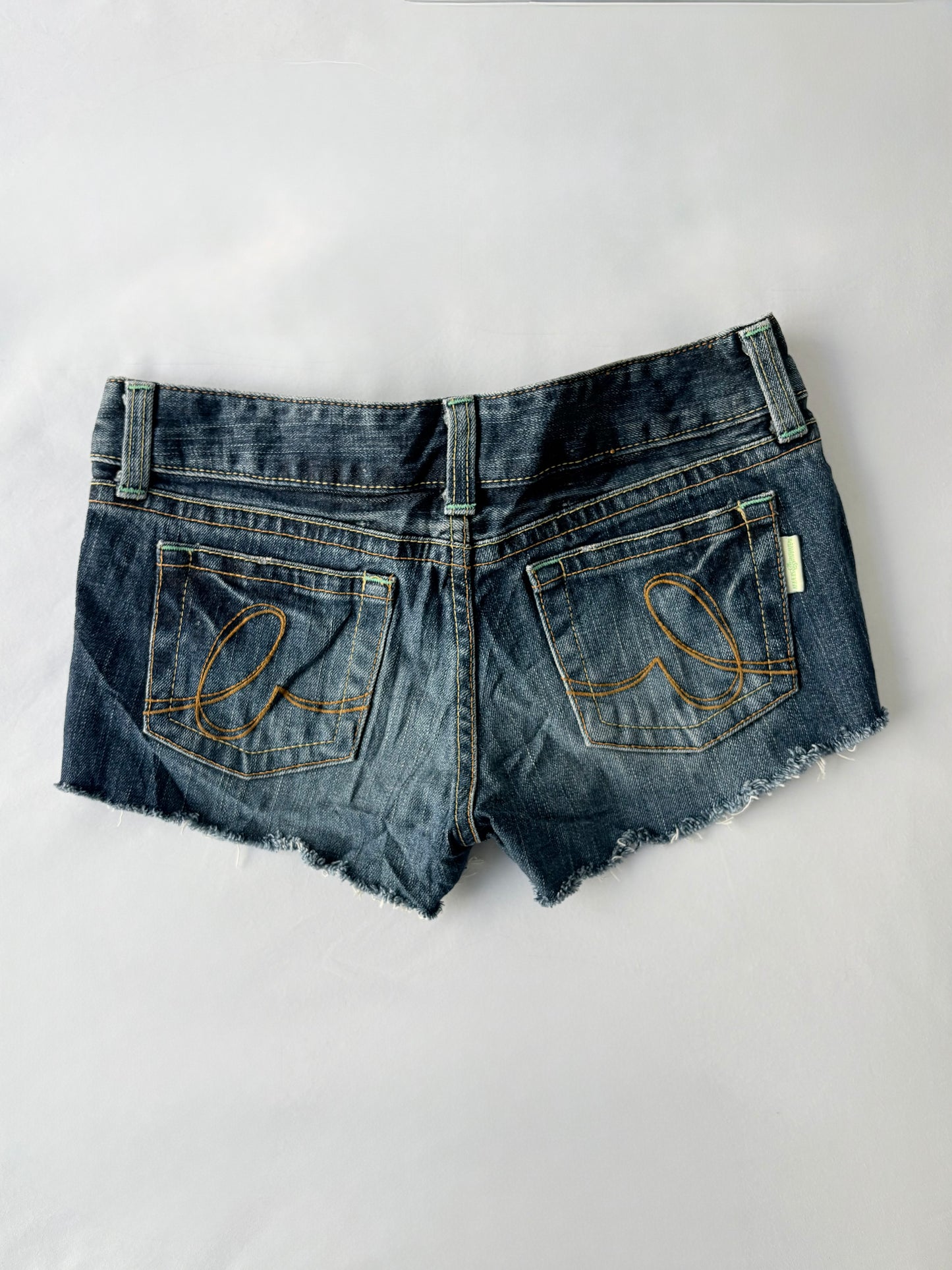 00’s Banana Seven low rise shorts | Size 8