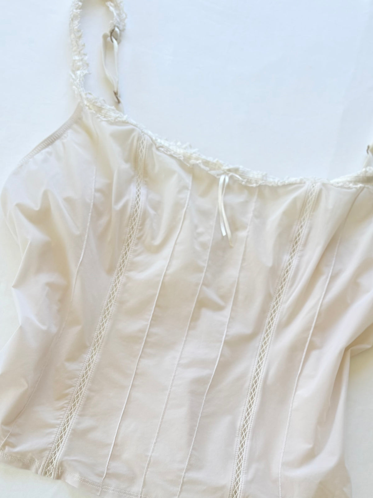 00’s Elle Macpherson cream cami | Size large