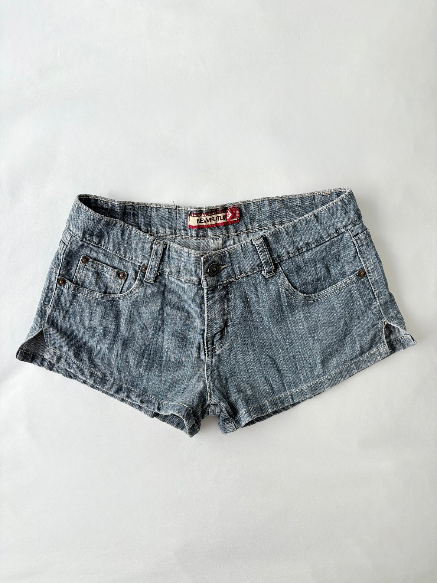 00’s Newfuture low rise shorts | Size 8