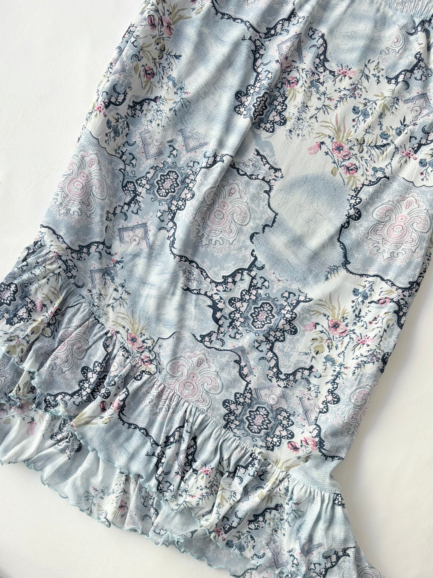 00’s Baby blue patterned midi skirt | Size 8