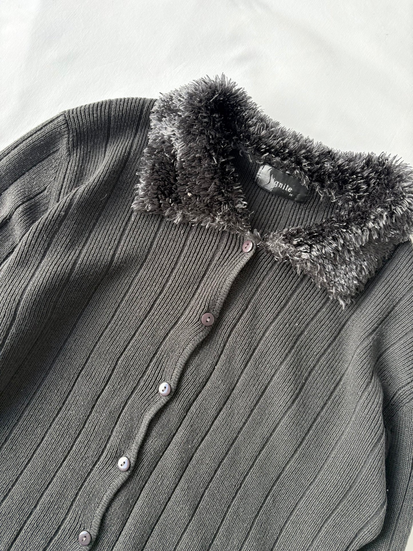 00’s Ignite charcoal pennylane cardigan | Size medium