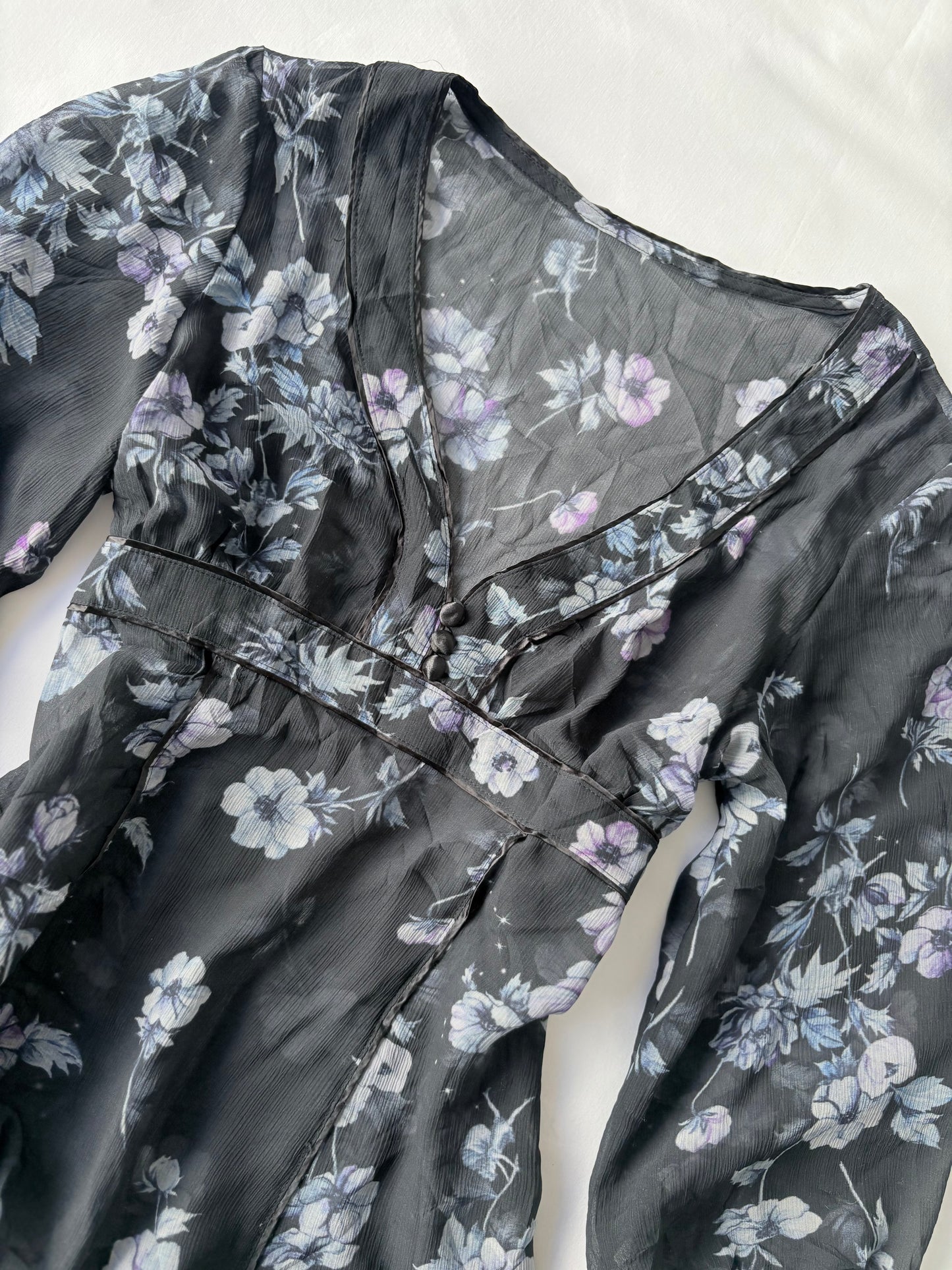 00’s Puff sleeve floral top | Size 8