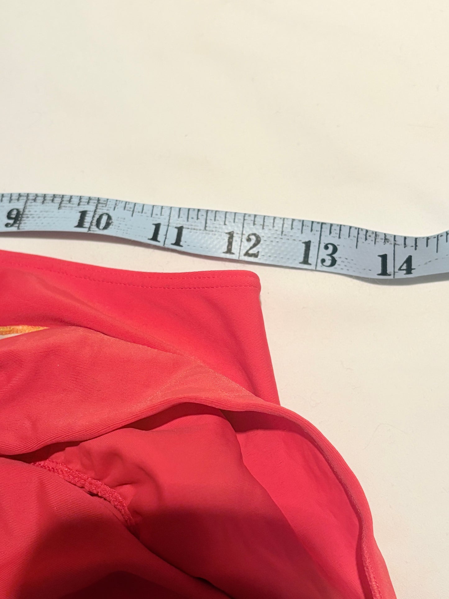 00’s Red ruffle micro skirt | Size 6-8
