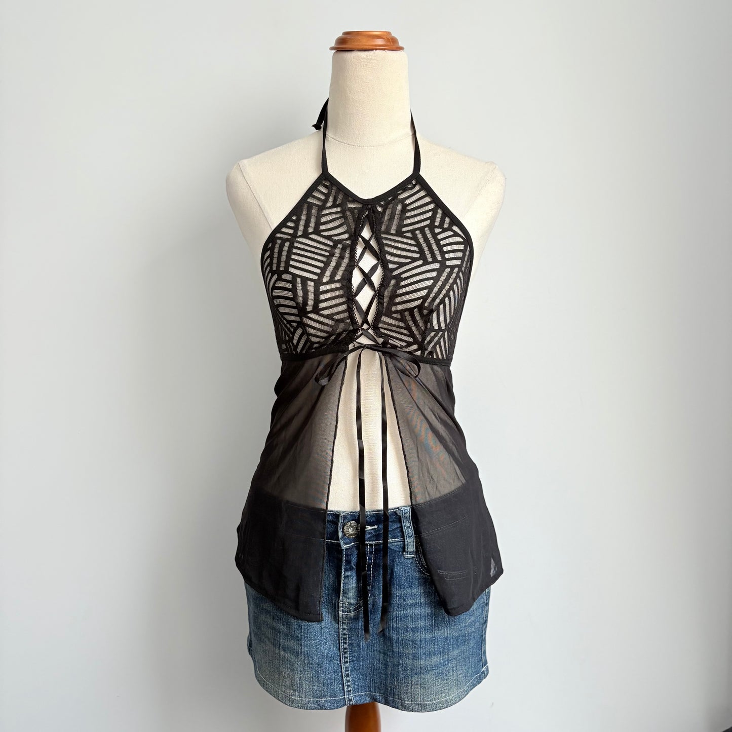 00’s Halter split front cami | Size 8
