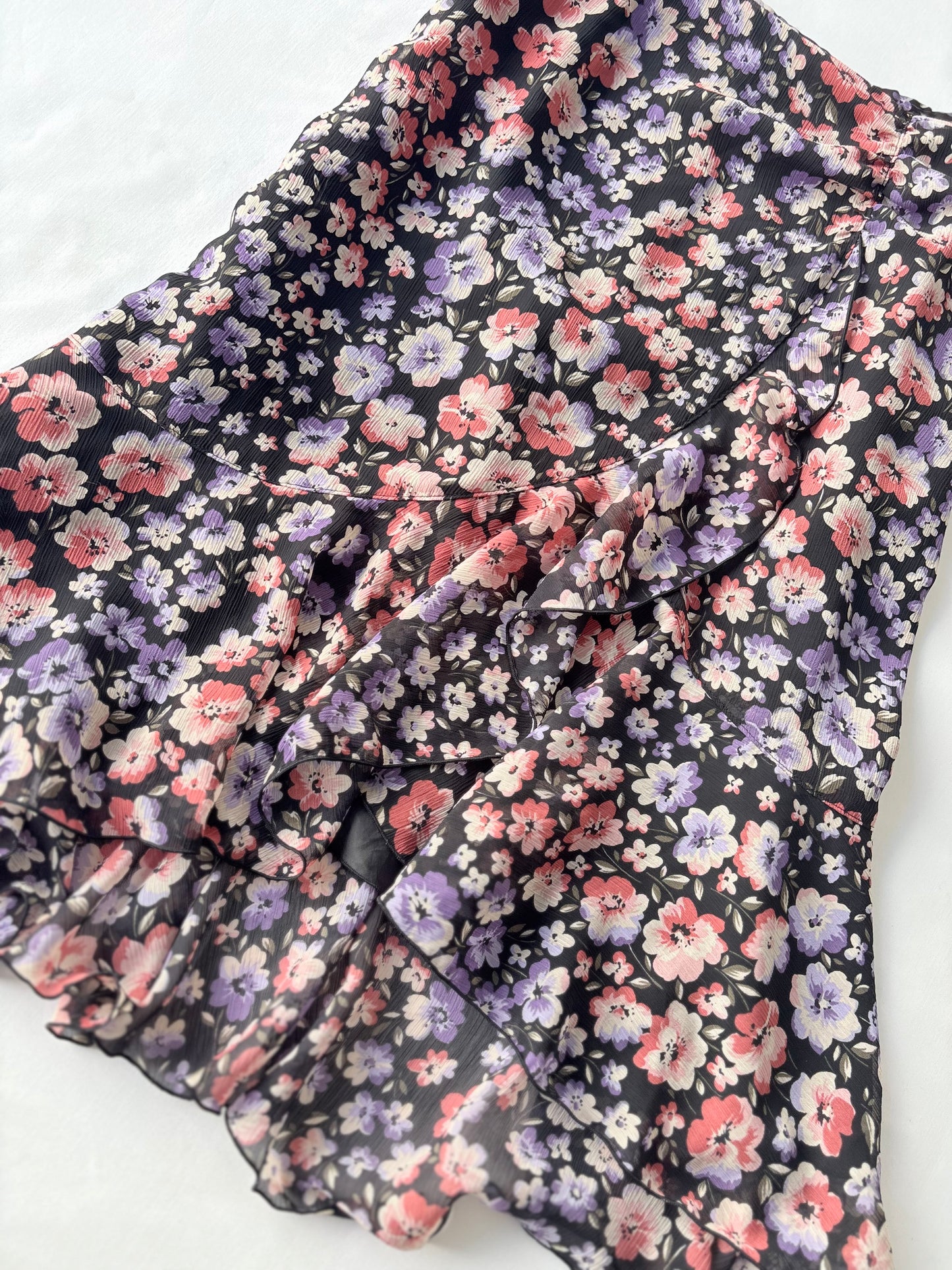 00’s Ruffle floral midi skirt | Size 6