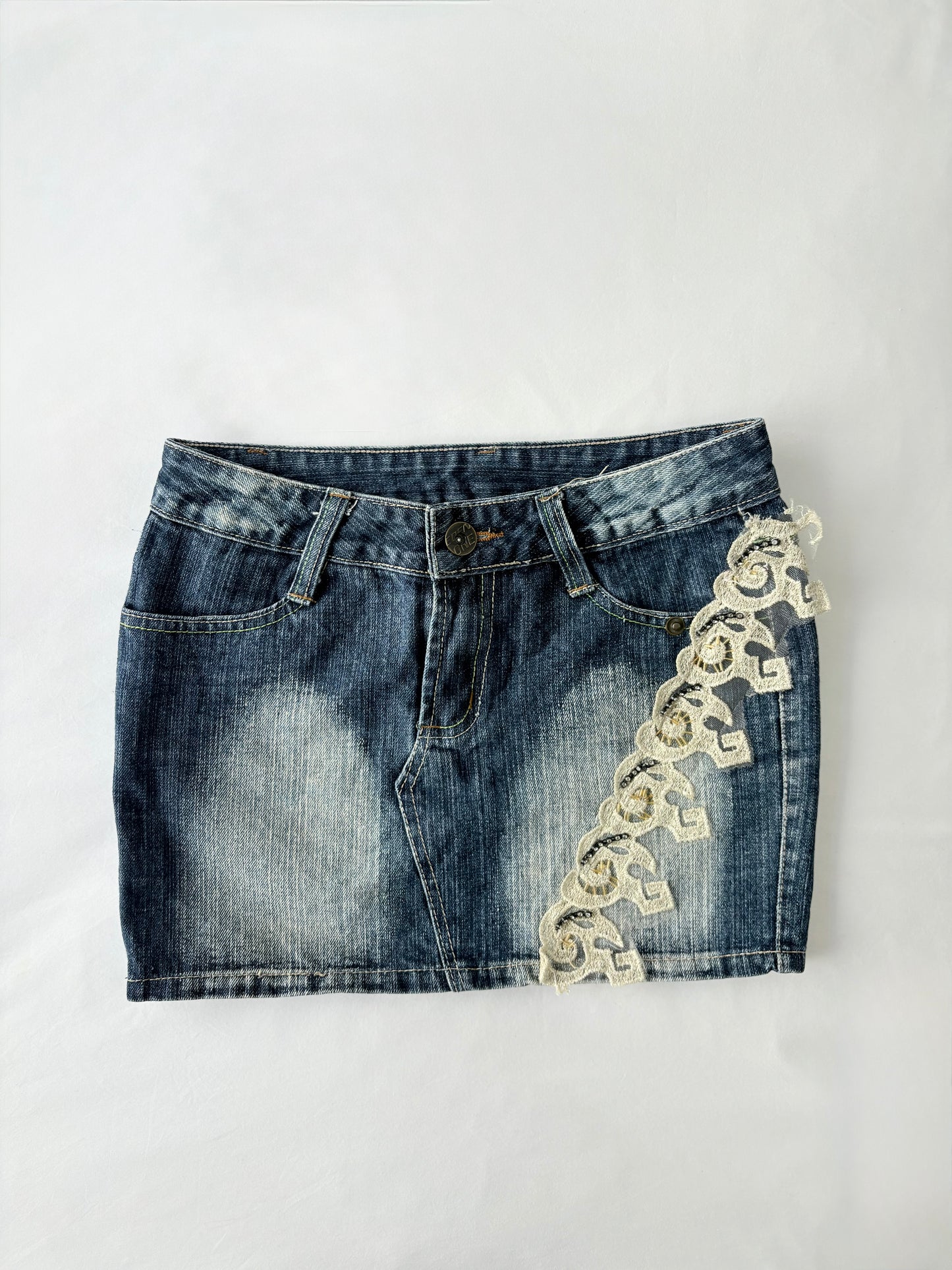 00’s Lace denim mini skirt | Size 10