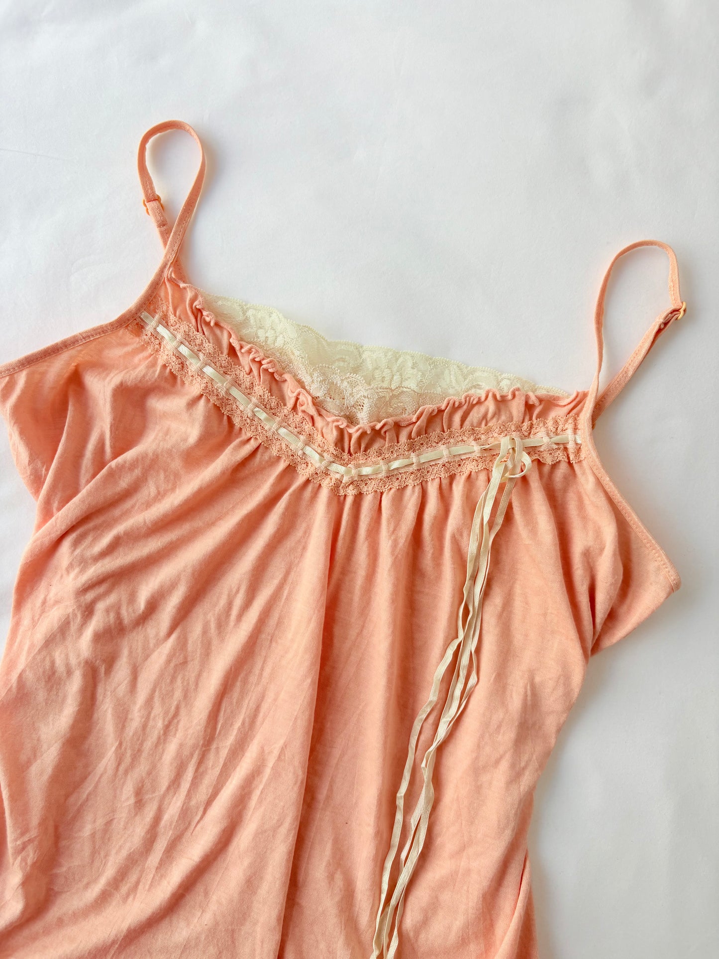 00’s Peach ribbon cami | Size 10-12