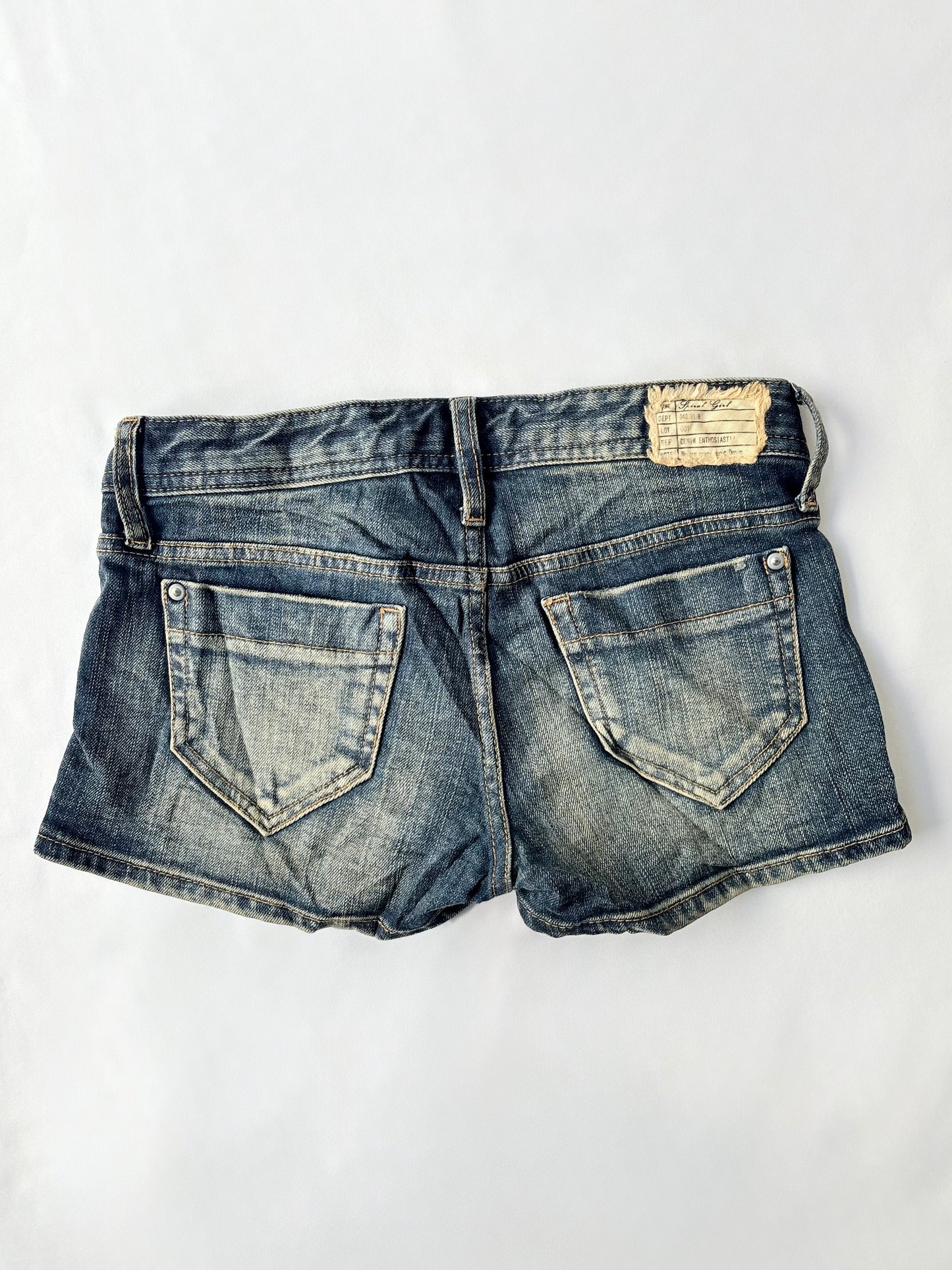 00’s Spiral Girl denim shorts | Size 8