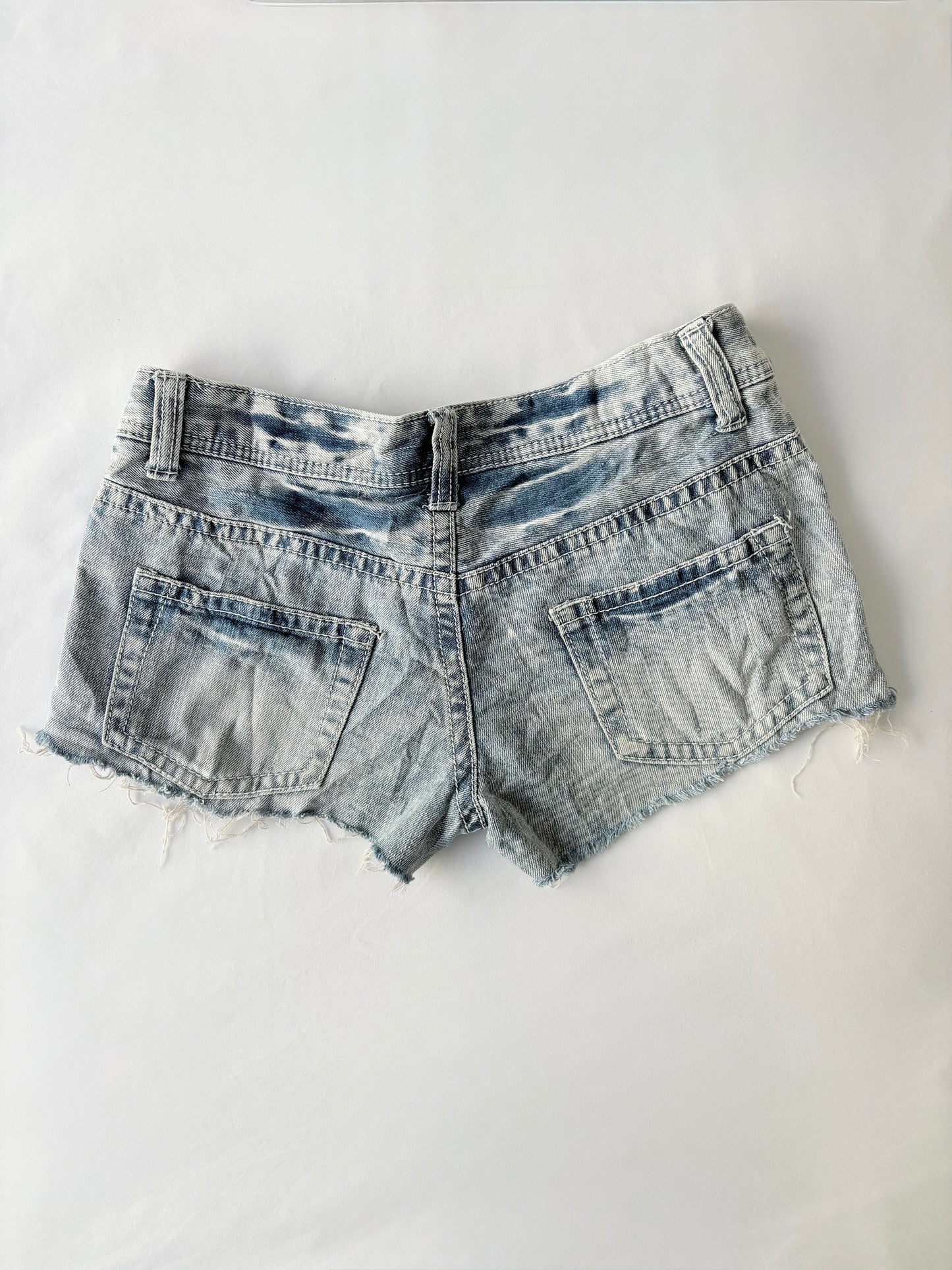 00’s Works light wash distressed shorts | Size 10