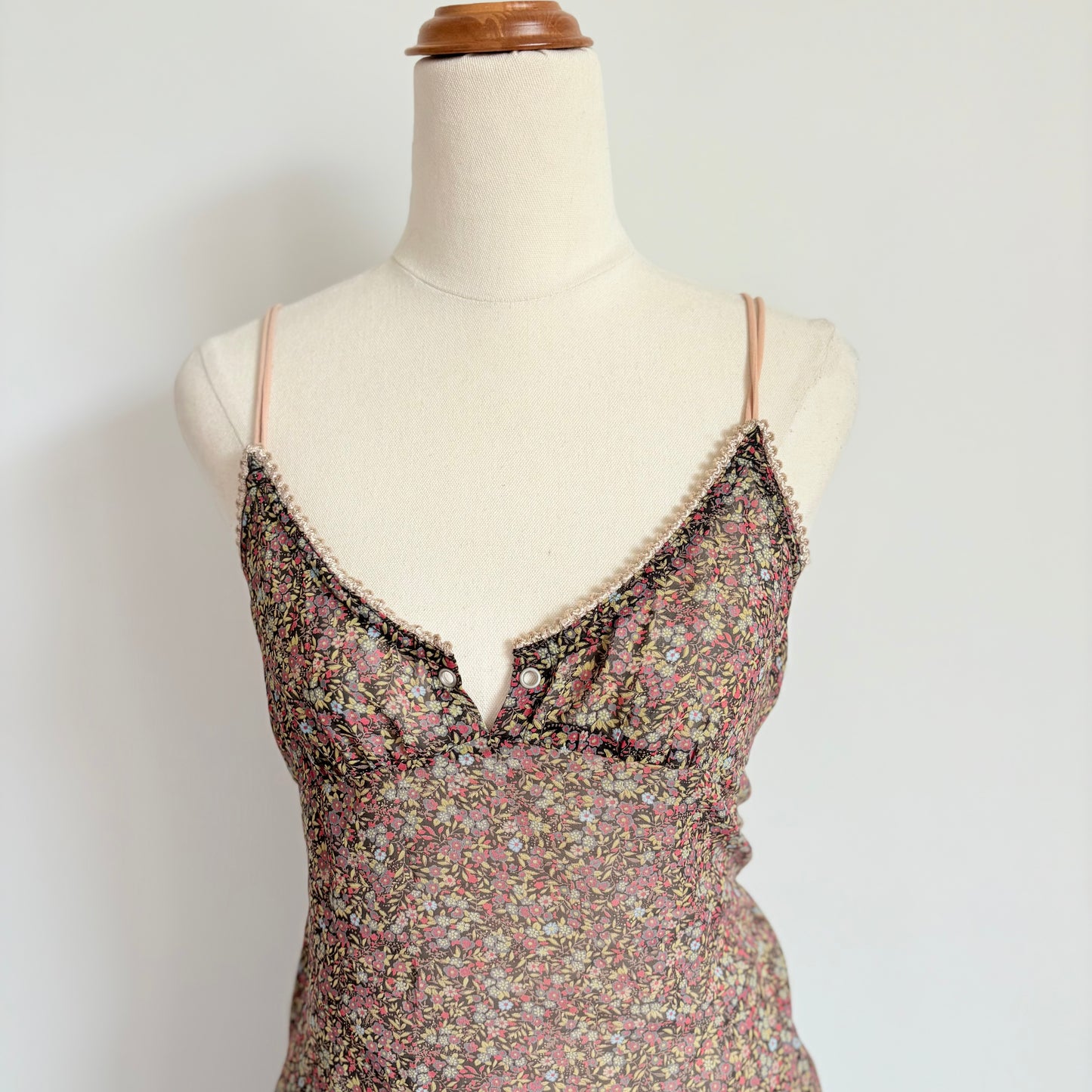 00’s JKG floral sheer cami | Size 12