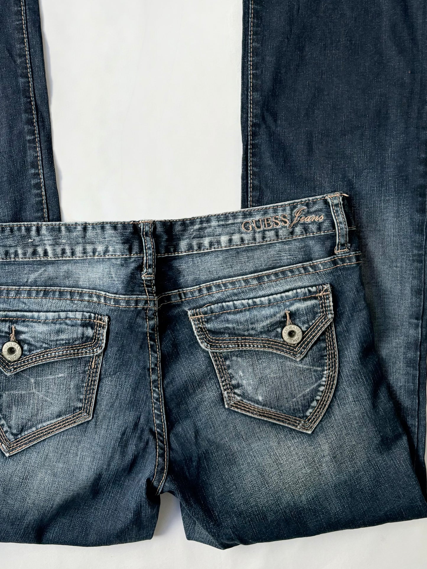 00’s Guess bootcut low rise jeans | Size 10