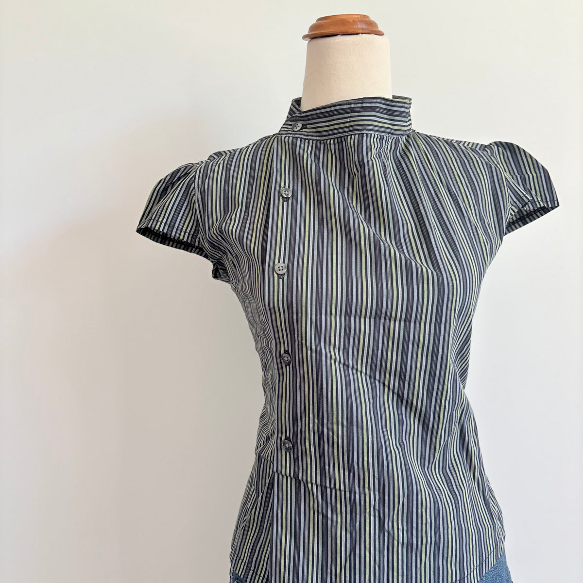 00’s Green reworked cap sleeve shirt | Size 10