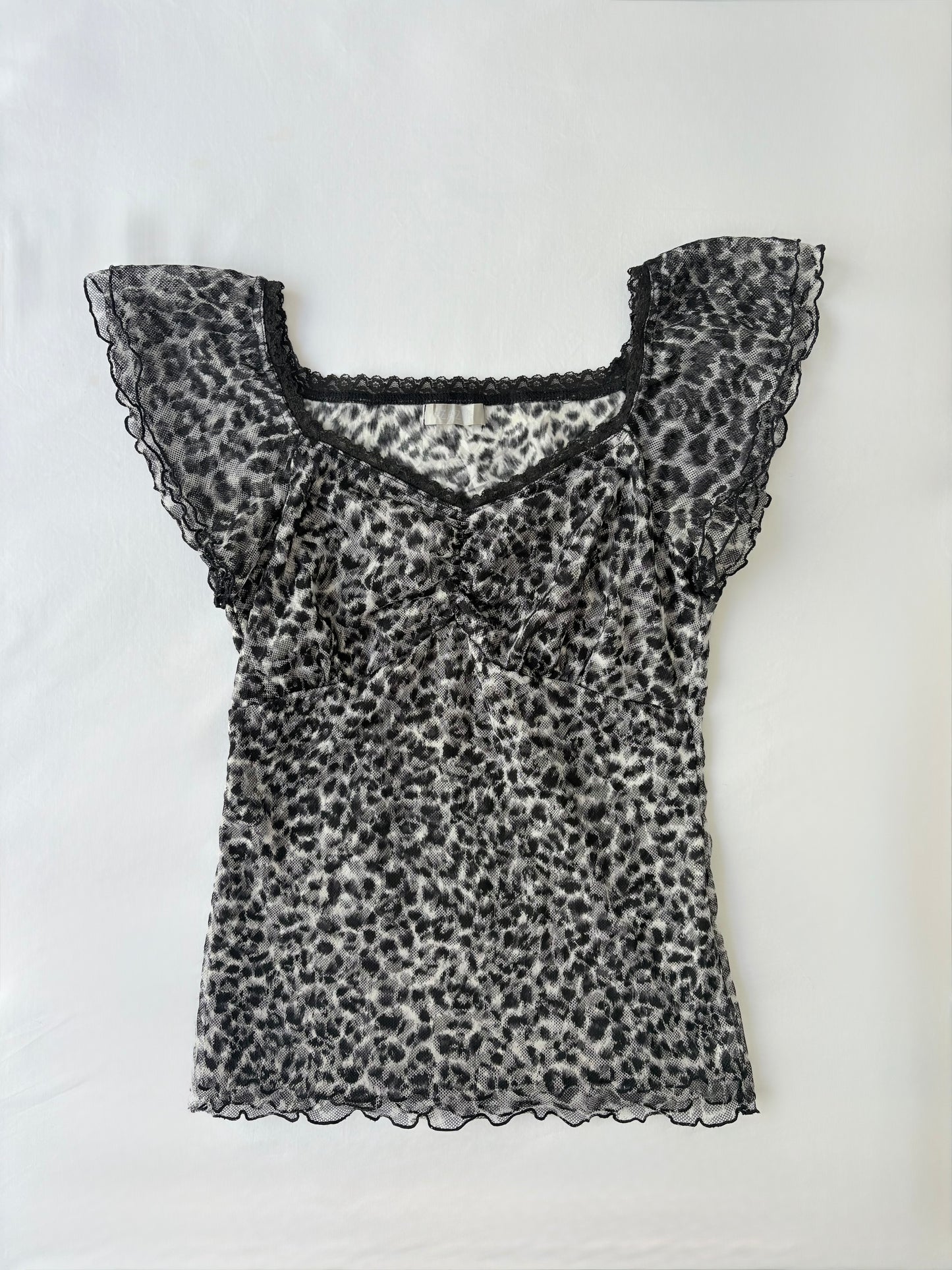 00’s Flutter leopard top | Size 8-10
